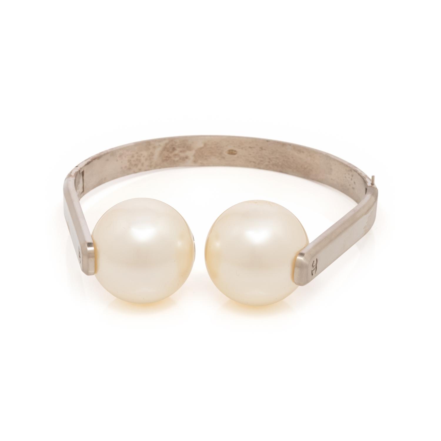 Chanel, Oversized Faux-Pearl Choker Necklace, S/S 2014