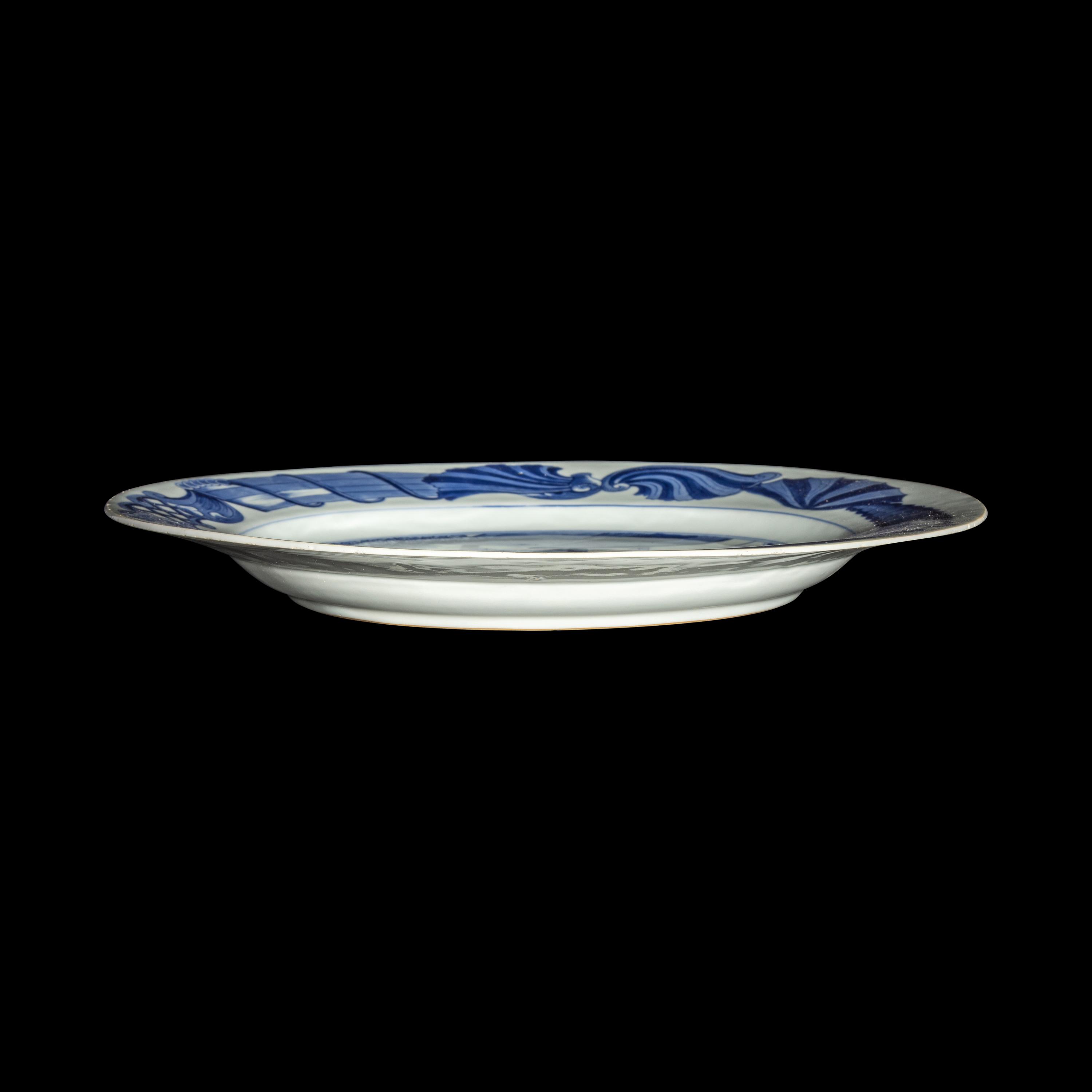 Two Chinese Export Blue and White Porcelain 'Tea Cultivation' Plates, Qianlong Period 清乾隆 青花外銷製茶圖賞盤兩件
