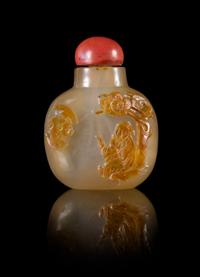 A Carved Agate Snuff Bottle — LATE QING DYNASTY