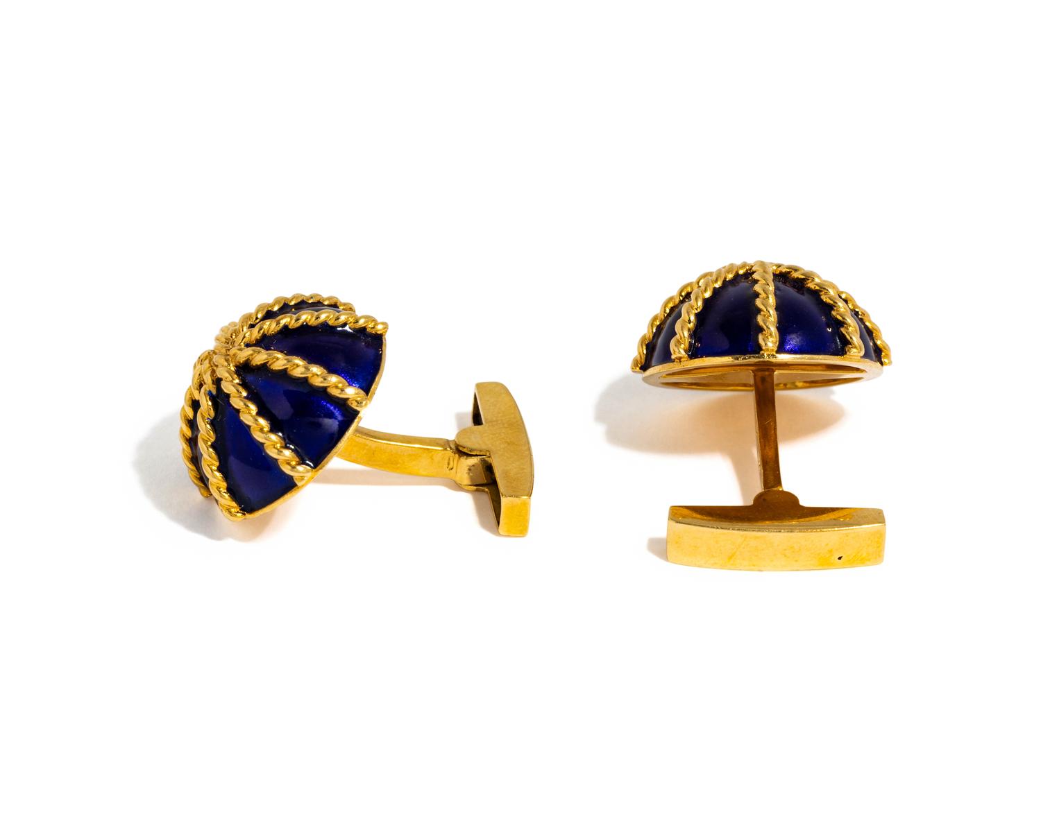 YELLOW GOLD AND ENAMEL CUFFLINKS