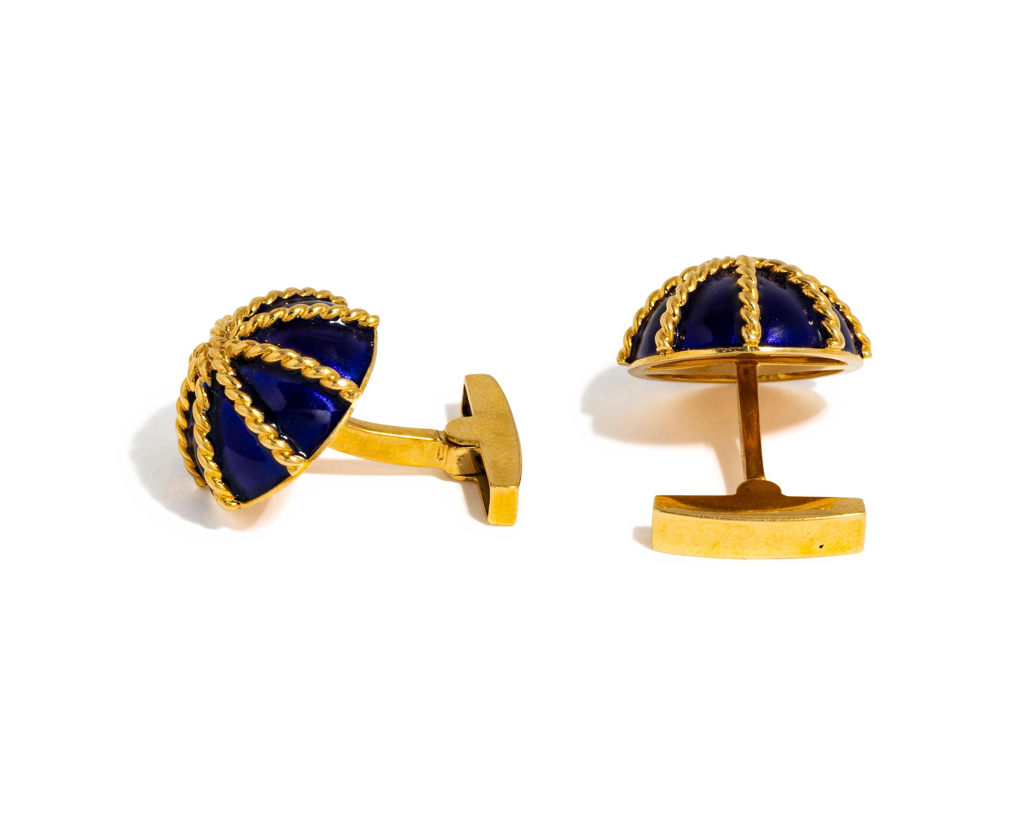 YELLOW GOLD AND ENAMEL CUFFLINKS