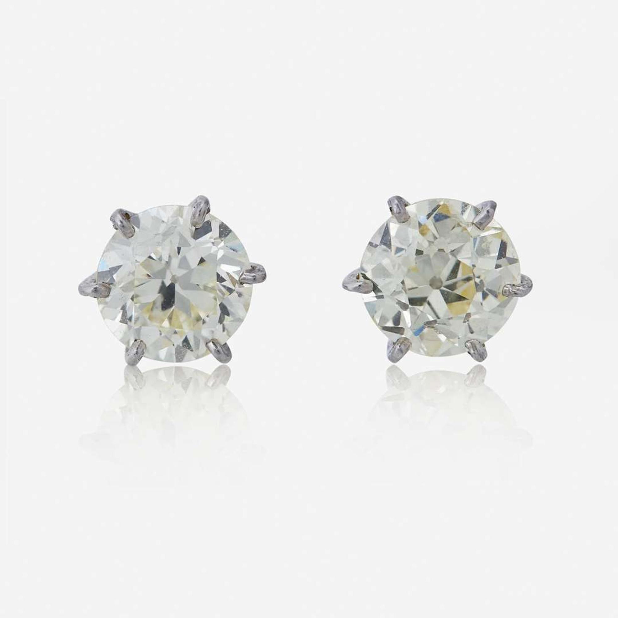 A Pair of Diamond Stud Earrings