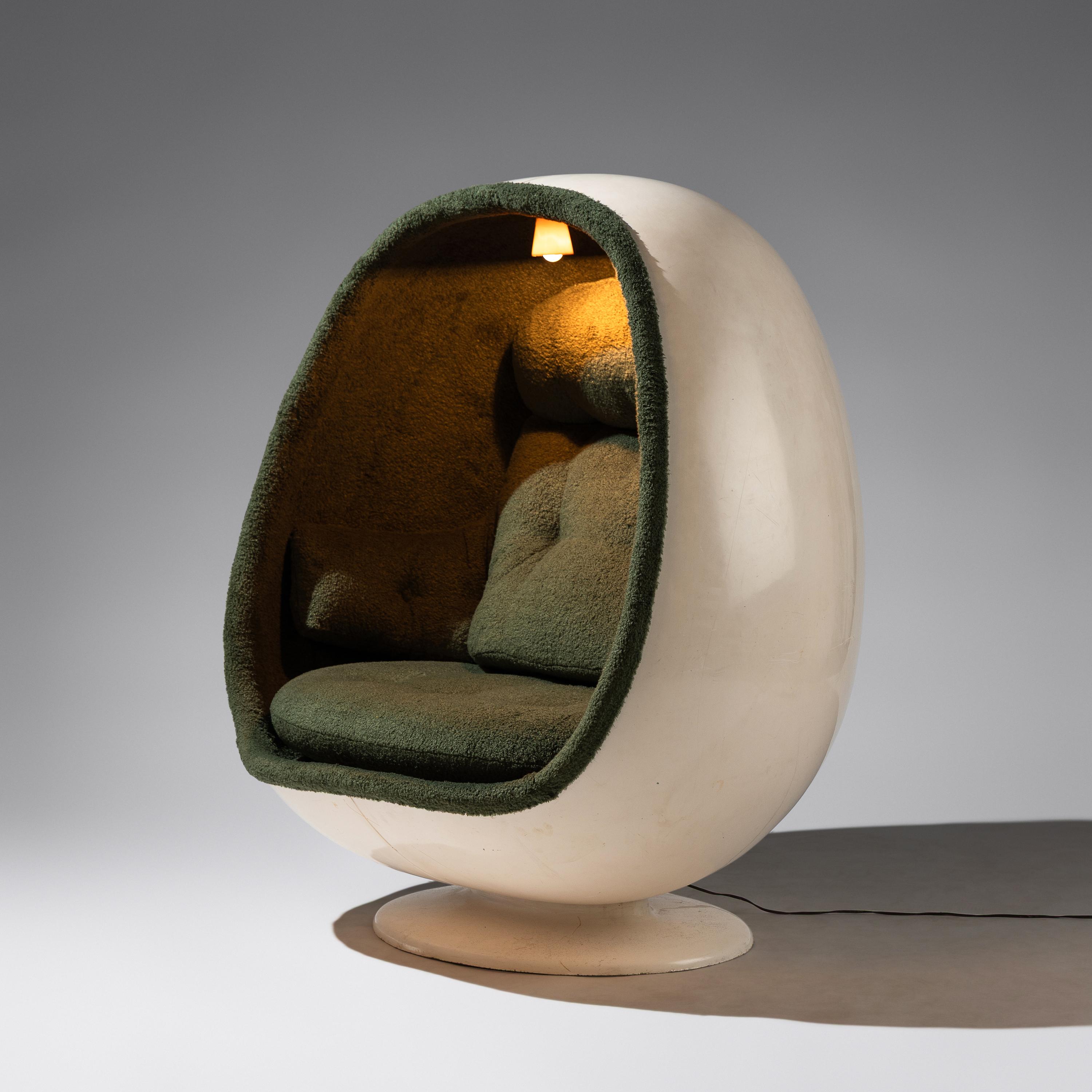 Audio Egg chair