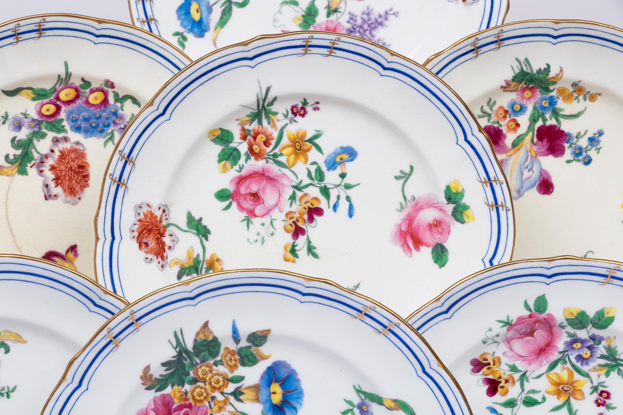 A Set of Sixteen Coalport Porcelain Plates