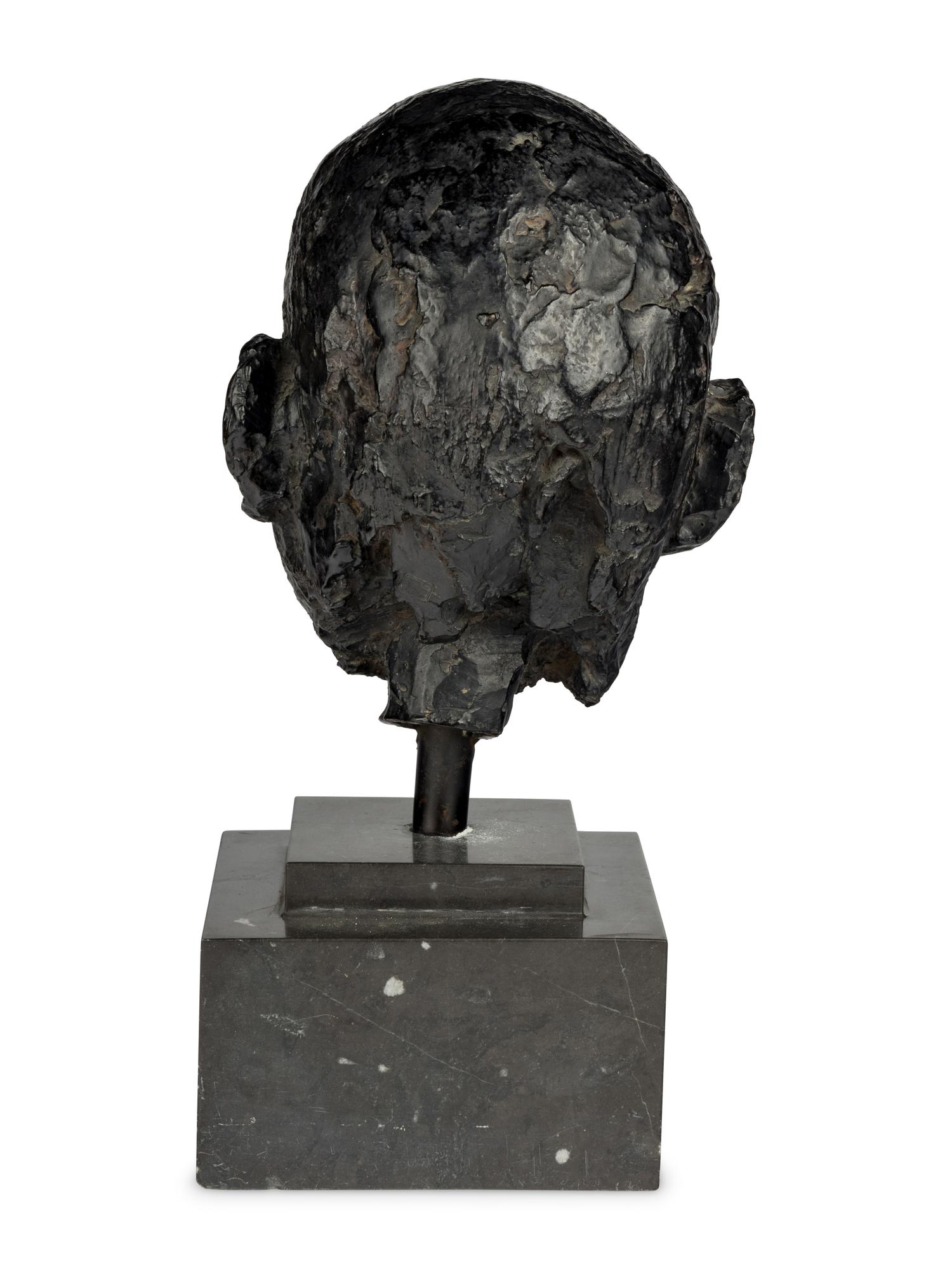 Le Guerrier, 1945