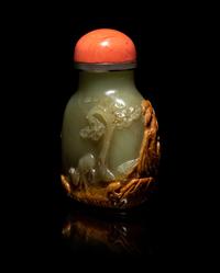 A Chinese Russet and Yellow Jade Snuff Bottle