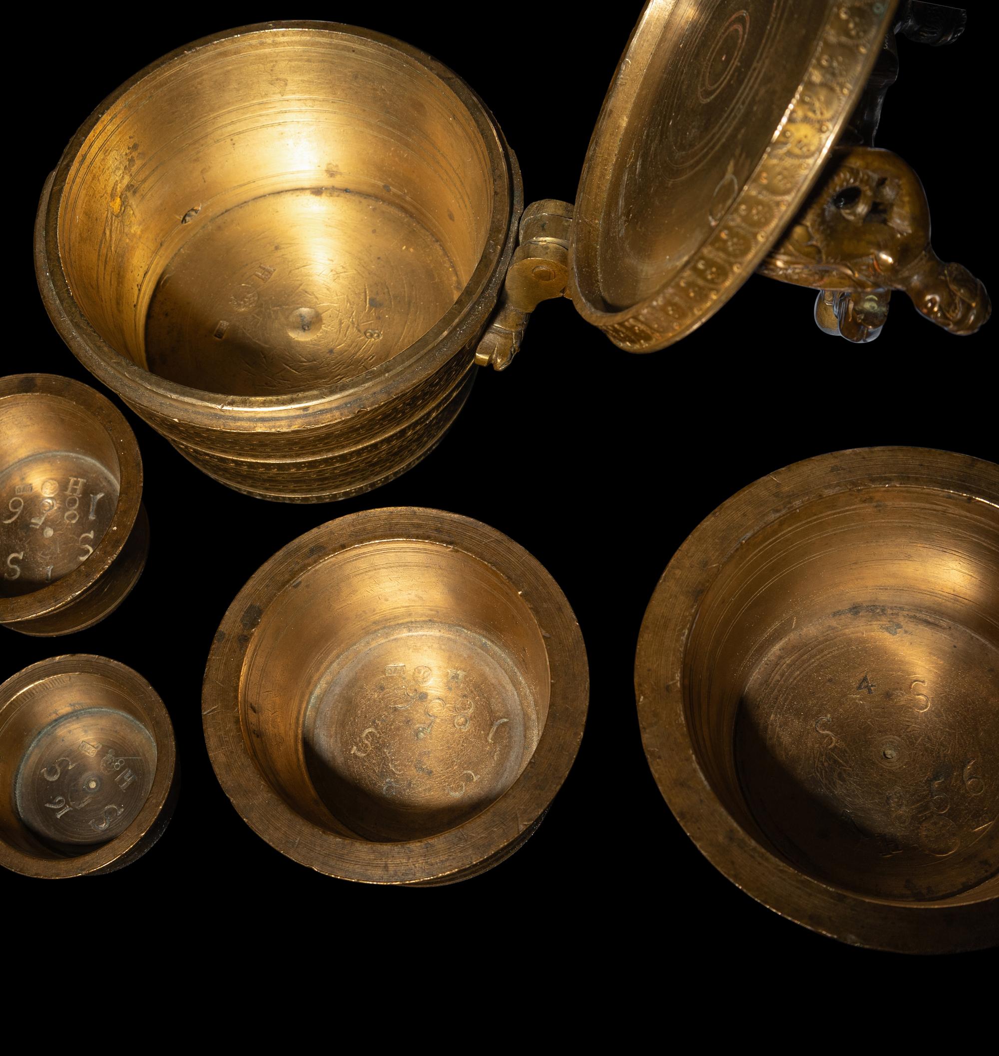 A Nuremberg Brass Insert Weight Set