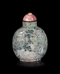 A Chinese Carved Moss Agate Snuff Bottle