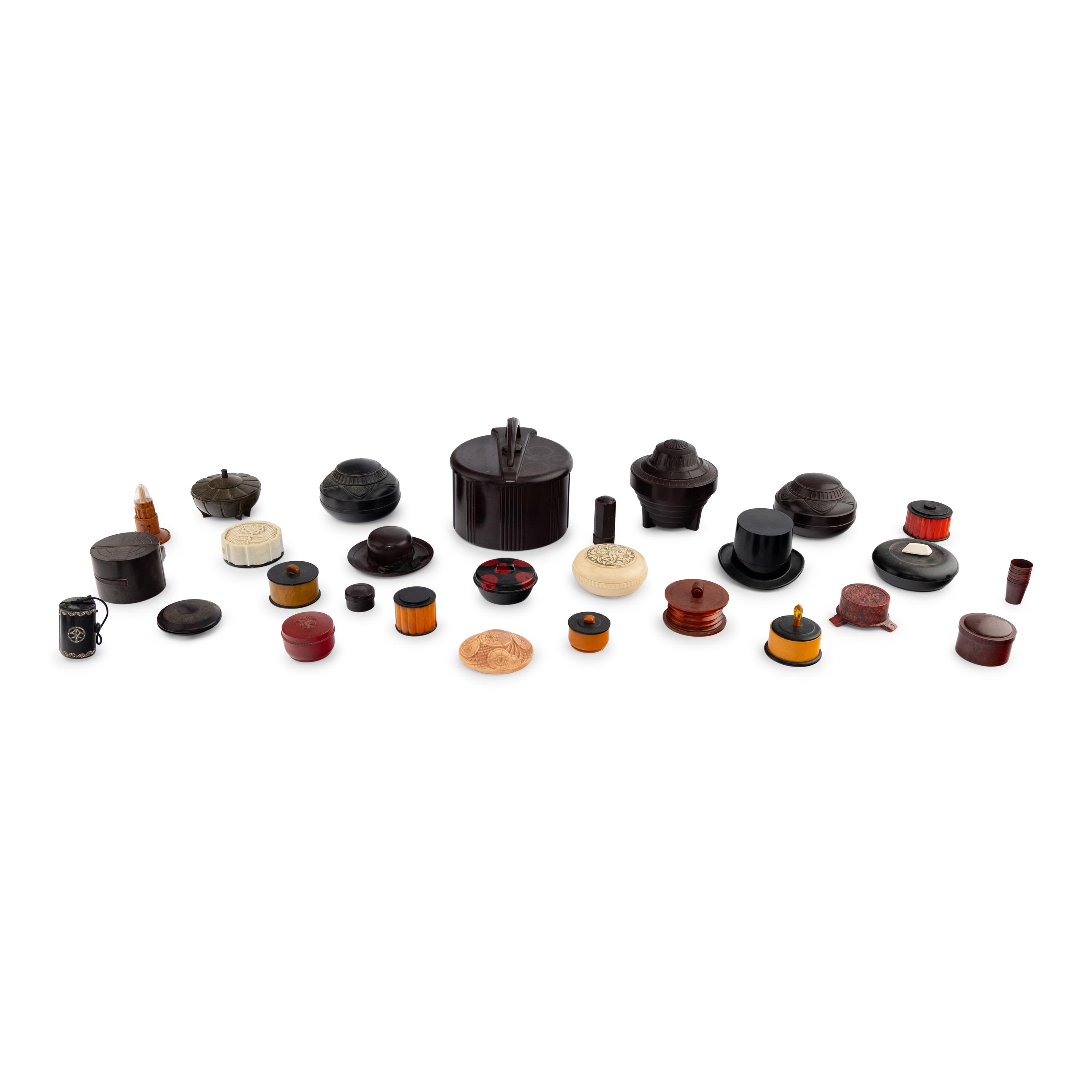 Art Deco Early 20th Century — A Group of 28 Round Bakelite Items