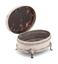 An Edwardian Tortoiseshell Mounted Silver Snuff Box