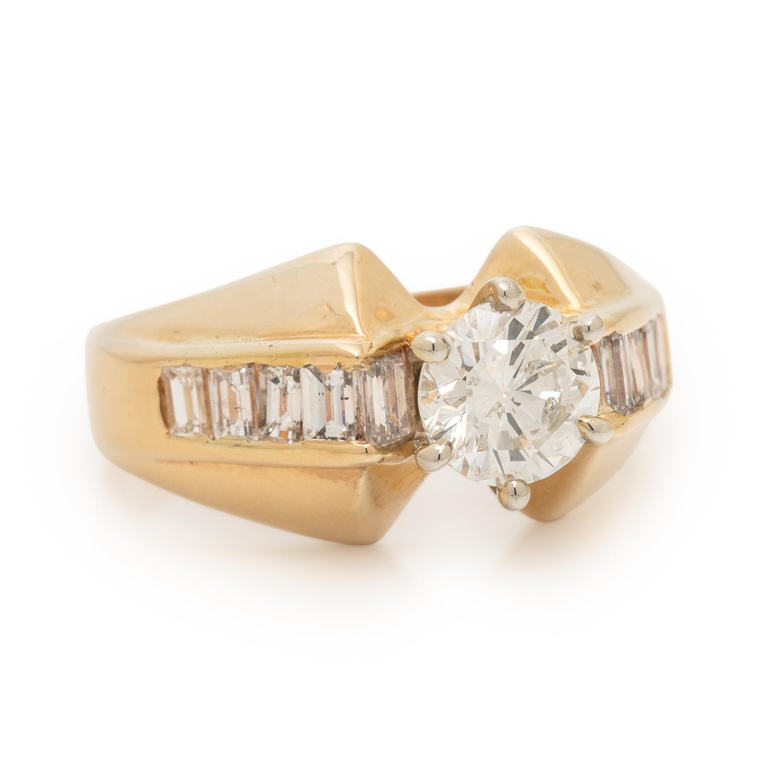 Diamond and Yellow Gold Ring