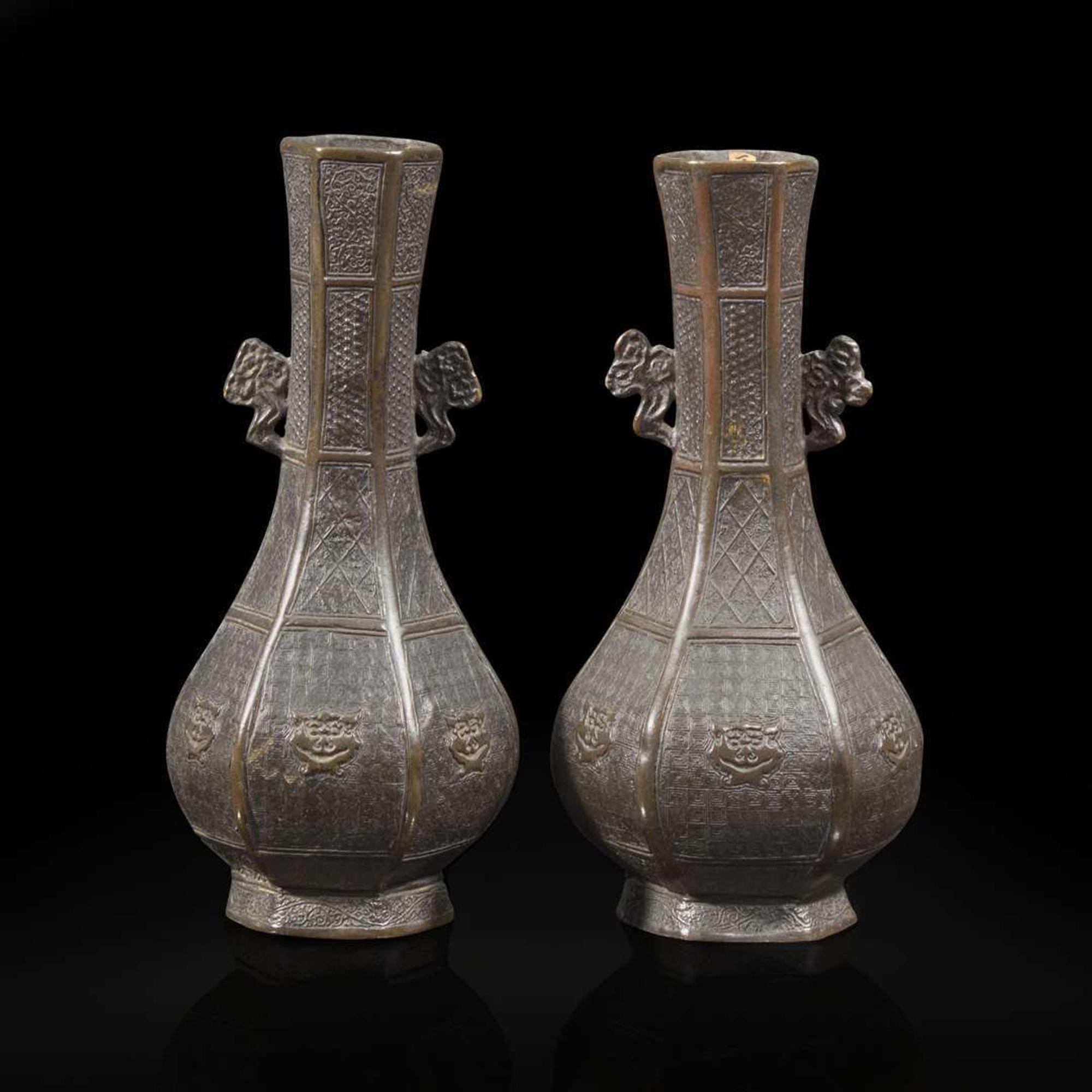 A pair of Chinese patinated bronze hexagonal bottle vases 铜加漆六边方瓶一对 Yuan dynasty ?