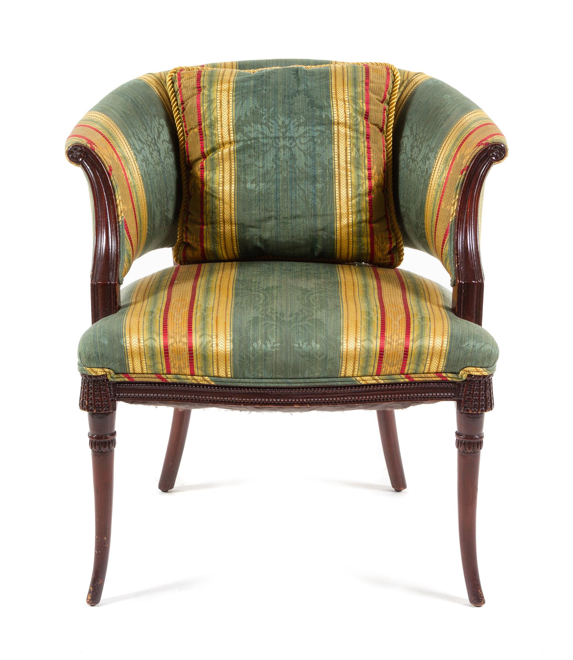 An Italian Walnut Bergere Height 30 1/2 inches. — EARLY 20TH CENTURY