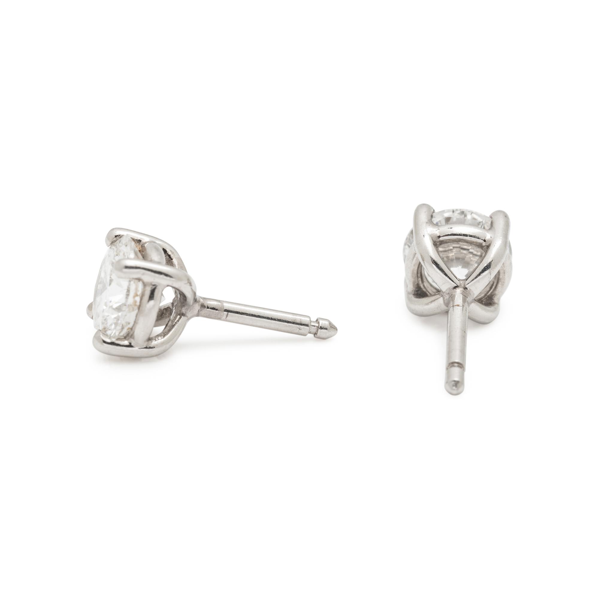 DIAMOND STUD EARRINGS
