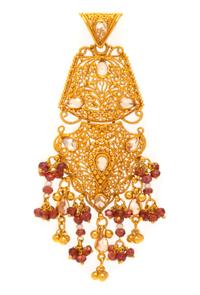HIGH KARAT GOLD AND GEMSTONE PENDANT
