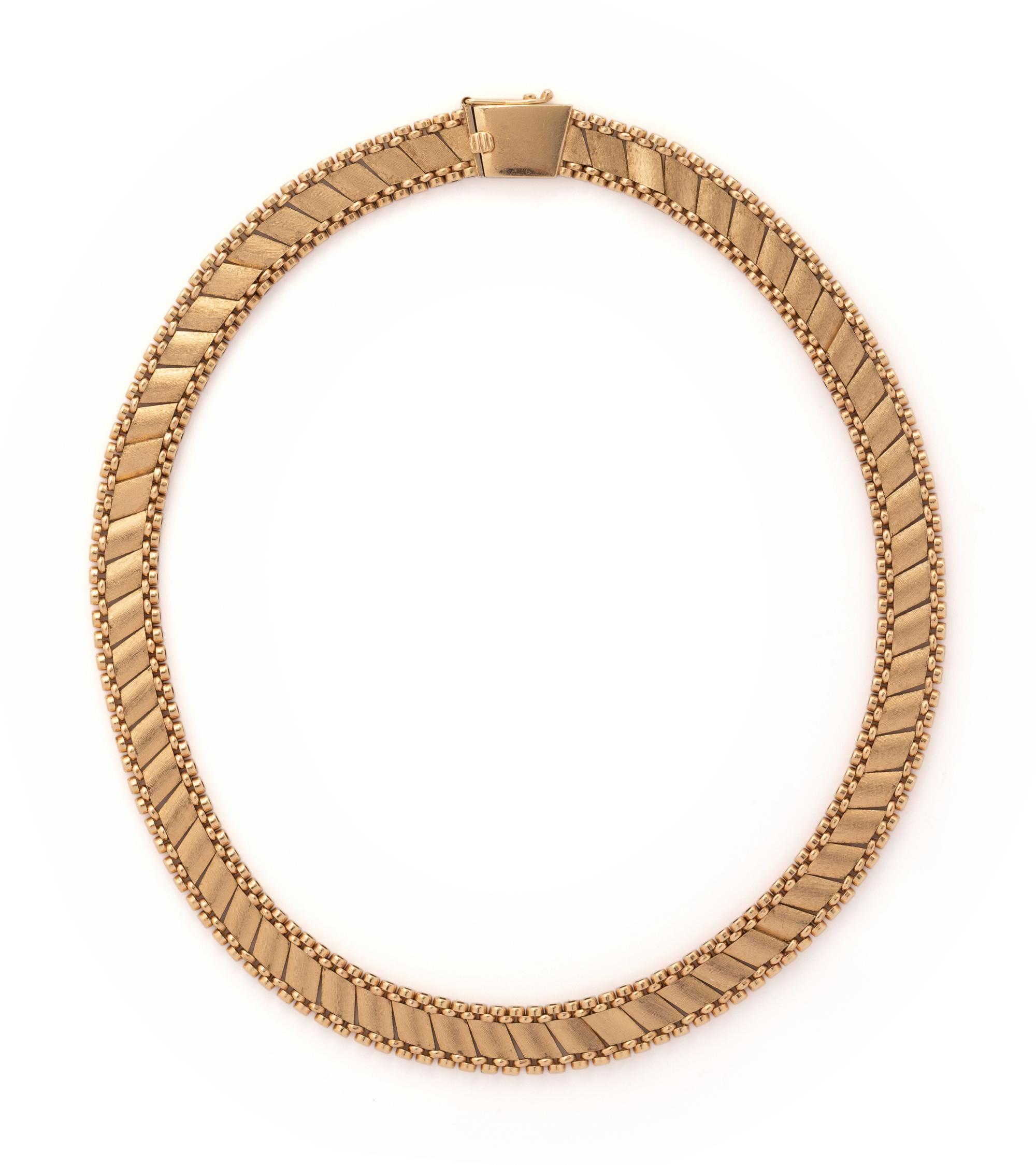 YELLOW GOLD NECKLACE