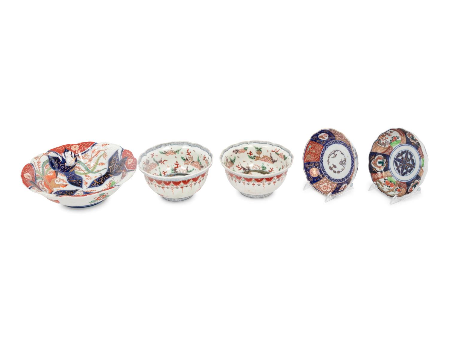 39 Japanese Imari and Kutani Porcelain Bowls, Plates, and Chargers