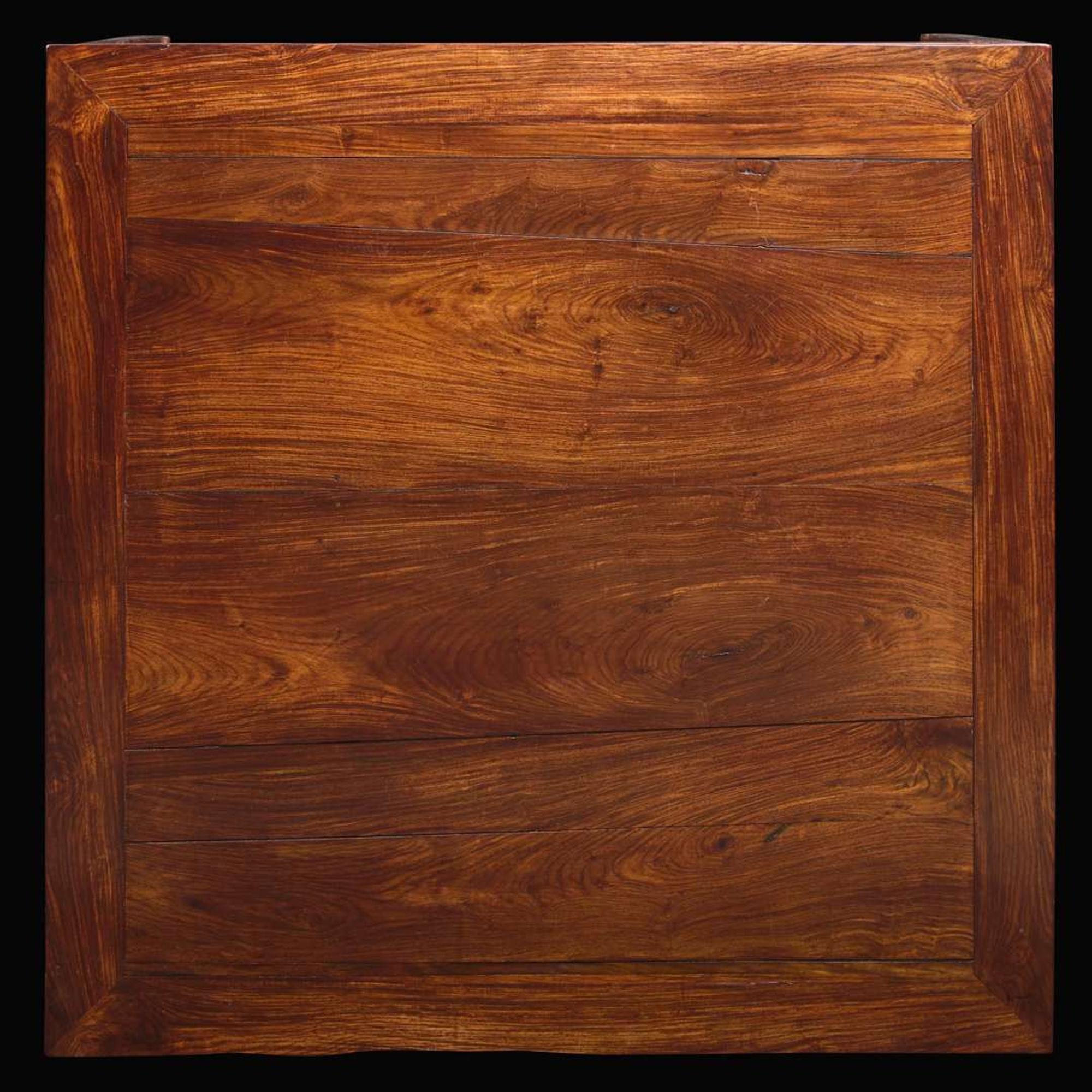 A Chinese Huanghuali square table 黄花梨方桌