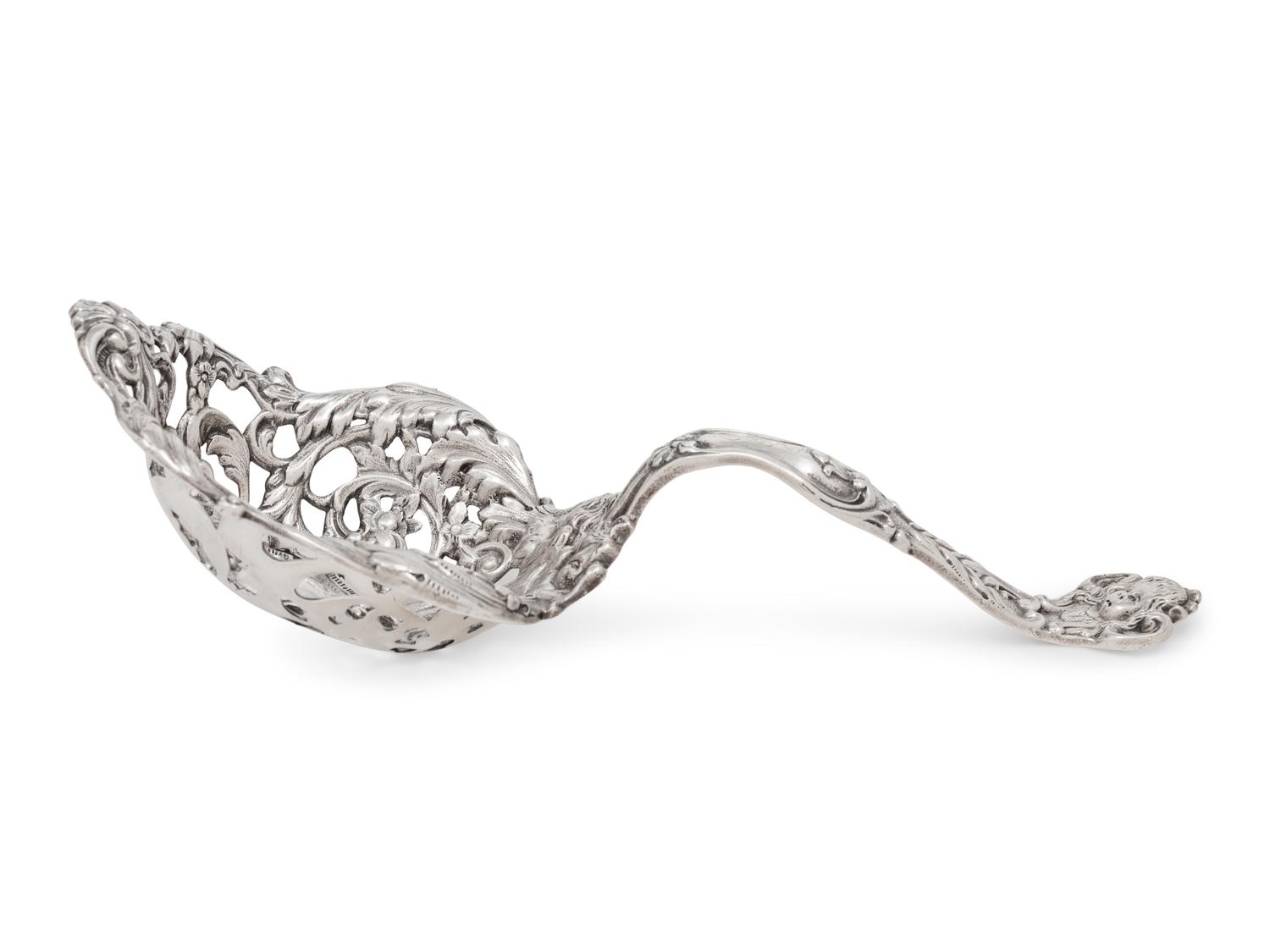 An American Silver Bonbon Server