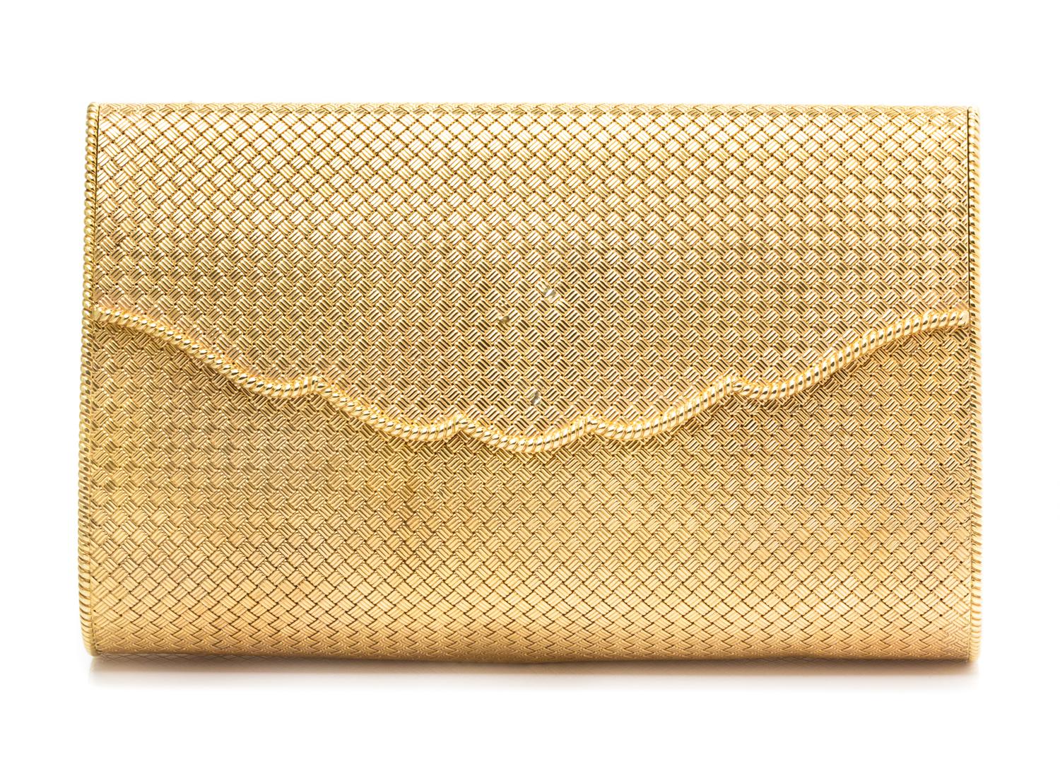 A Yellow Gold Purse, 270.80 dwts. (excluding mirror)