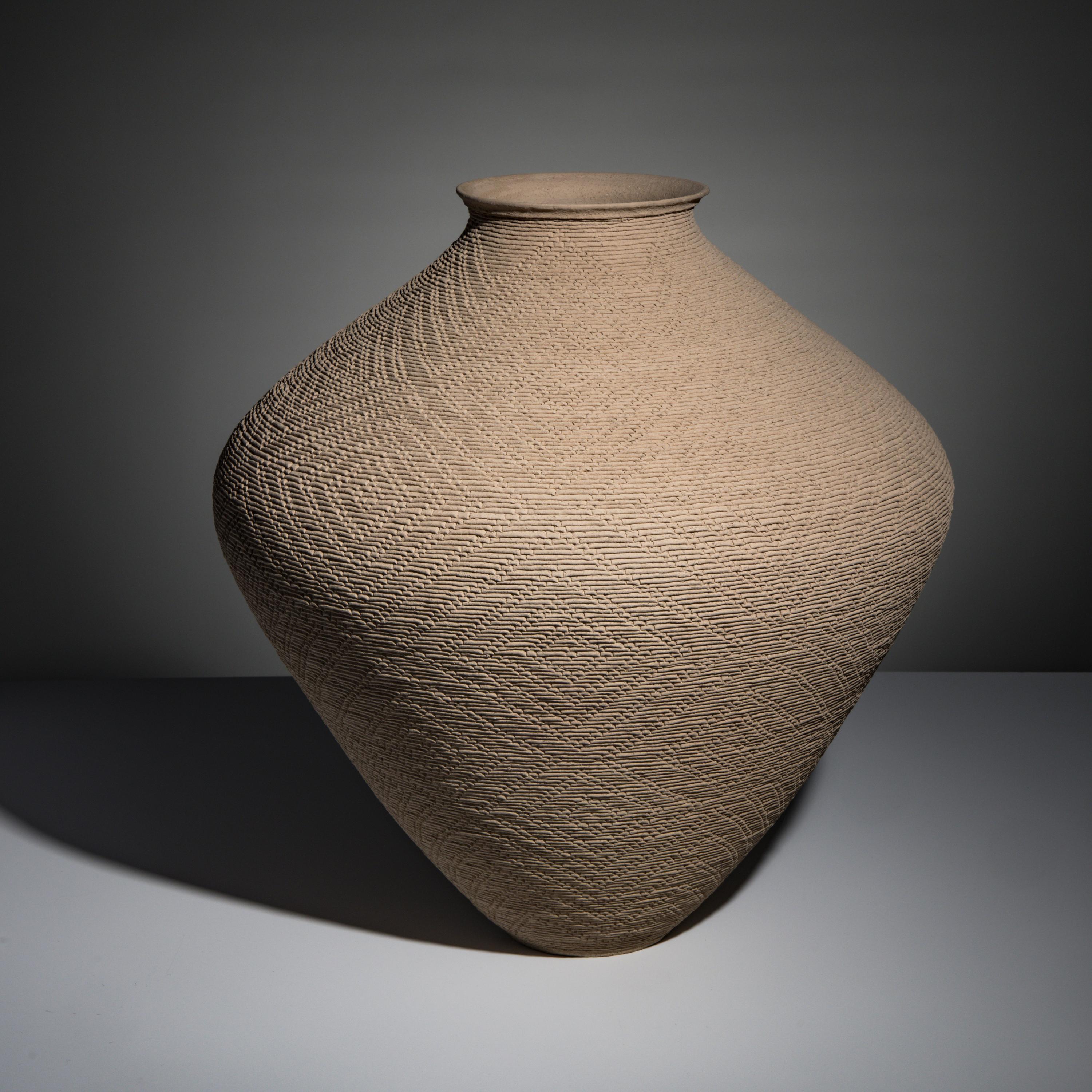 Richard Zane Smith (Wyandotte, b. 1955) — Corrugated Pottery Jar, 1986