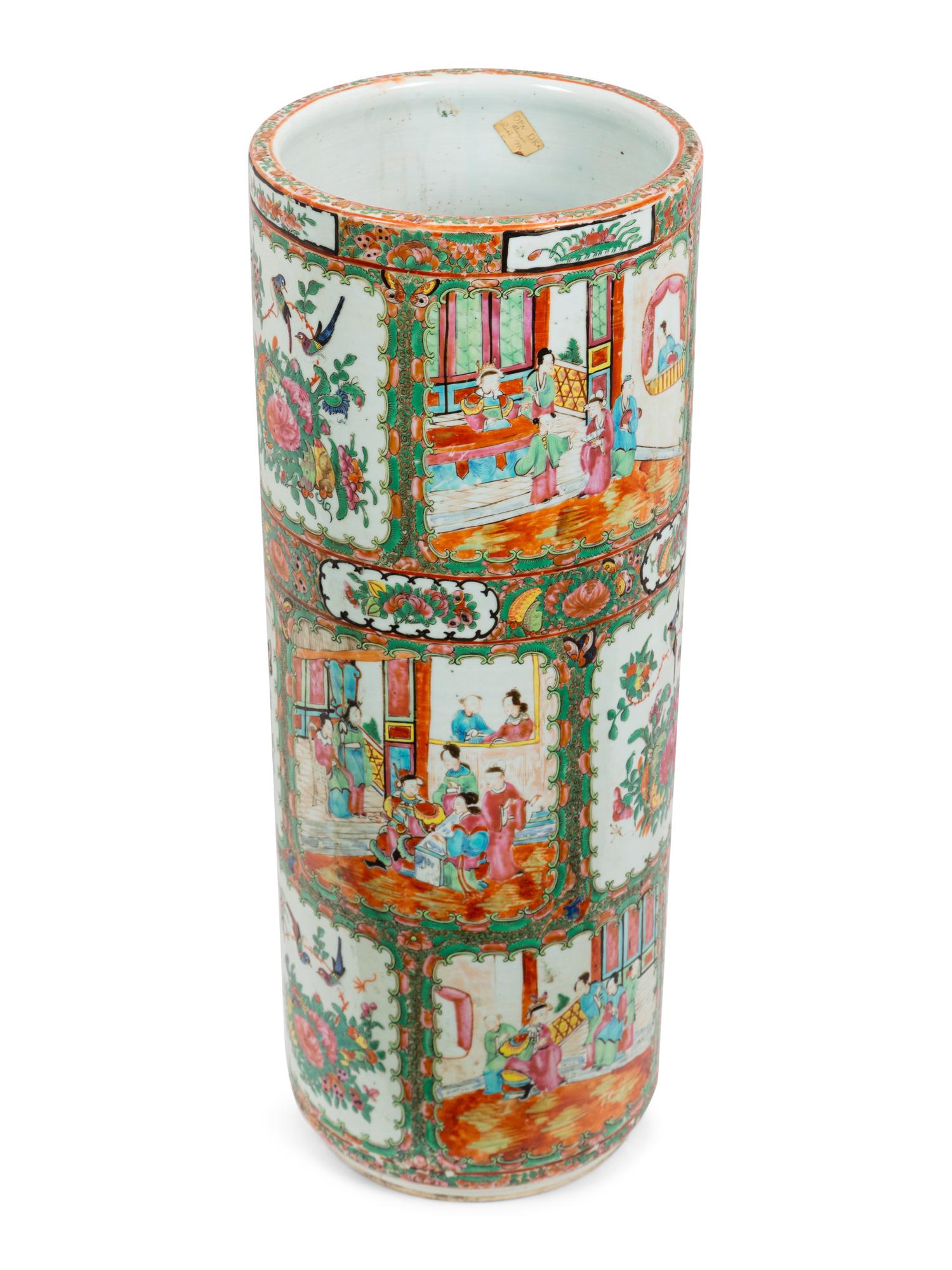 A Chinese Famille Rose Umbrella Stand