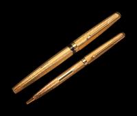 A Parker 18-Karat Gold Fountain Pen and Rollerball Pen Set