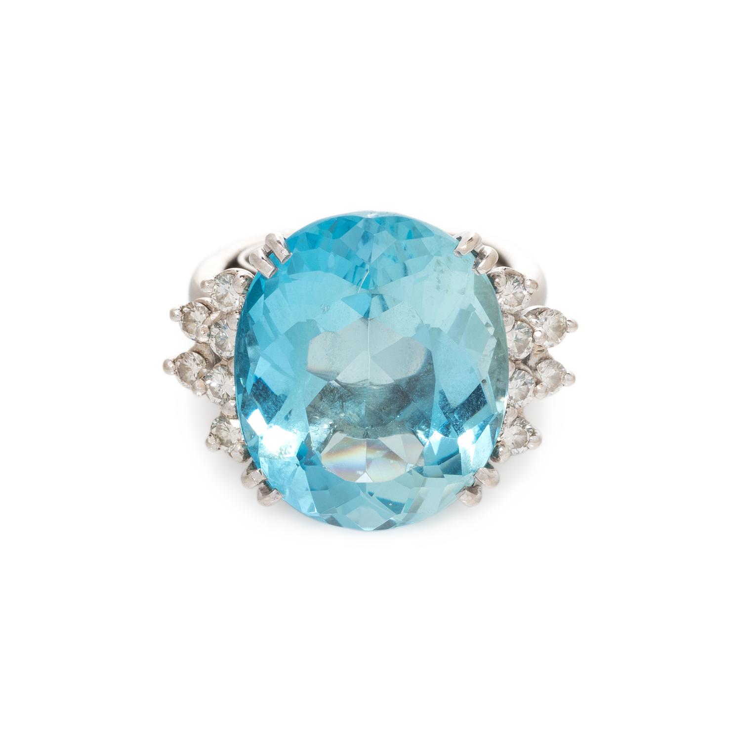 AQUAMARINE AND DIAMOND RING
