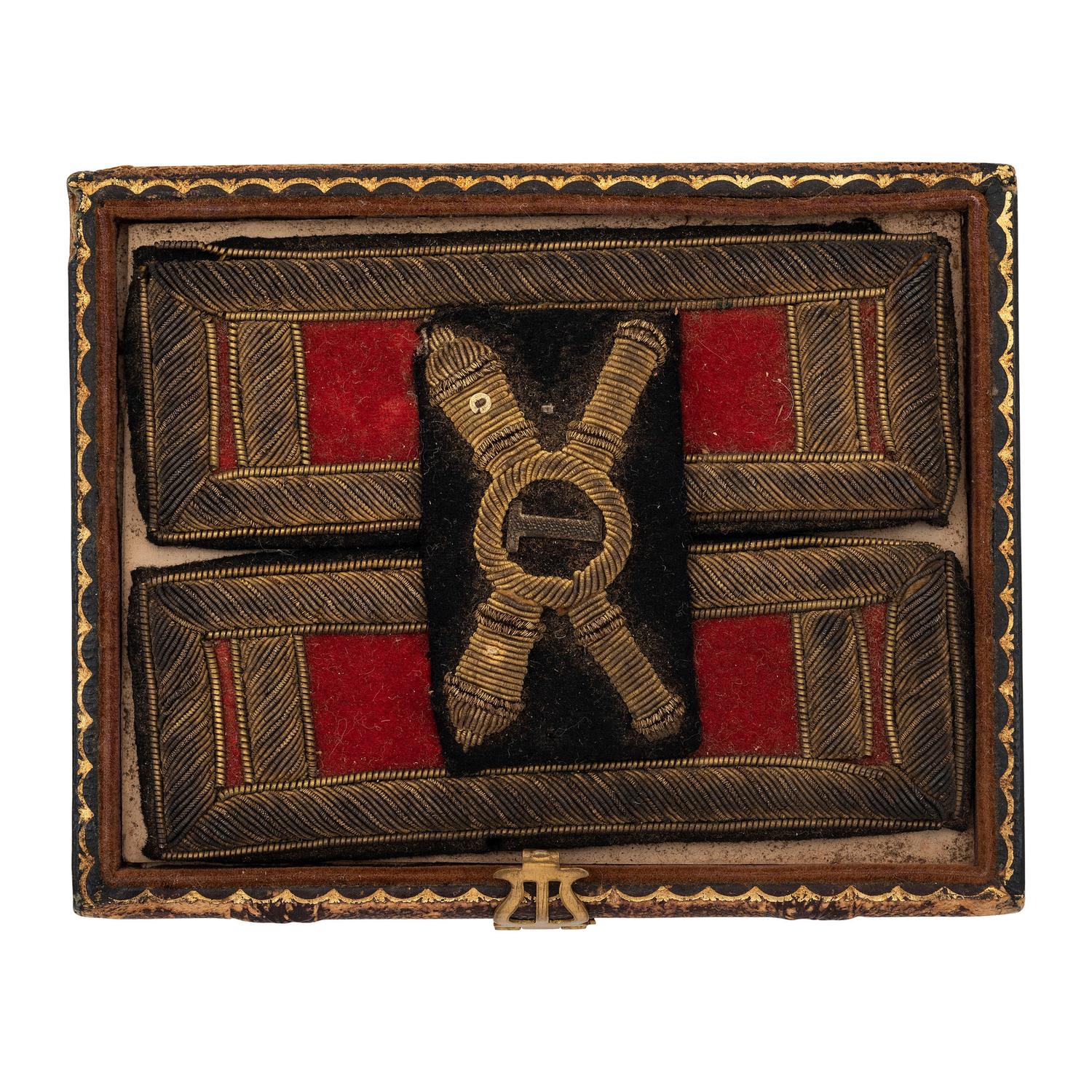 Pair of Artillery 1st Lieutenant's Shoulder Straps & Bullion 1st Artillery Insignia in Half of a Tintype Case
