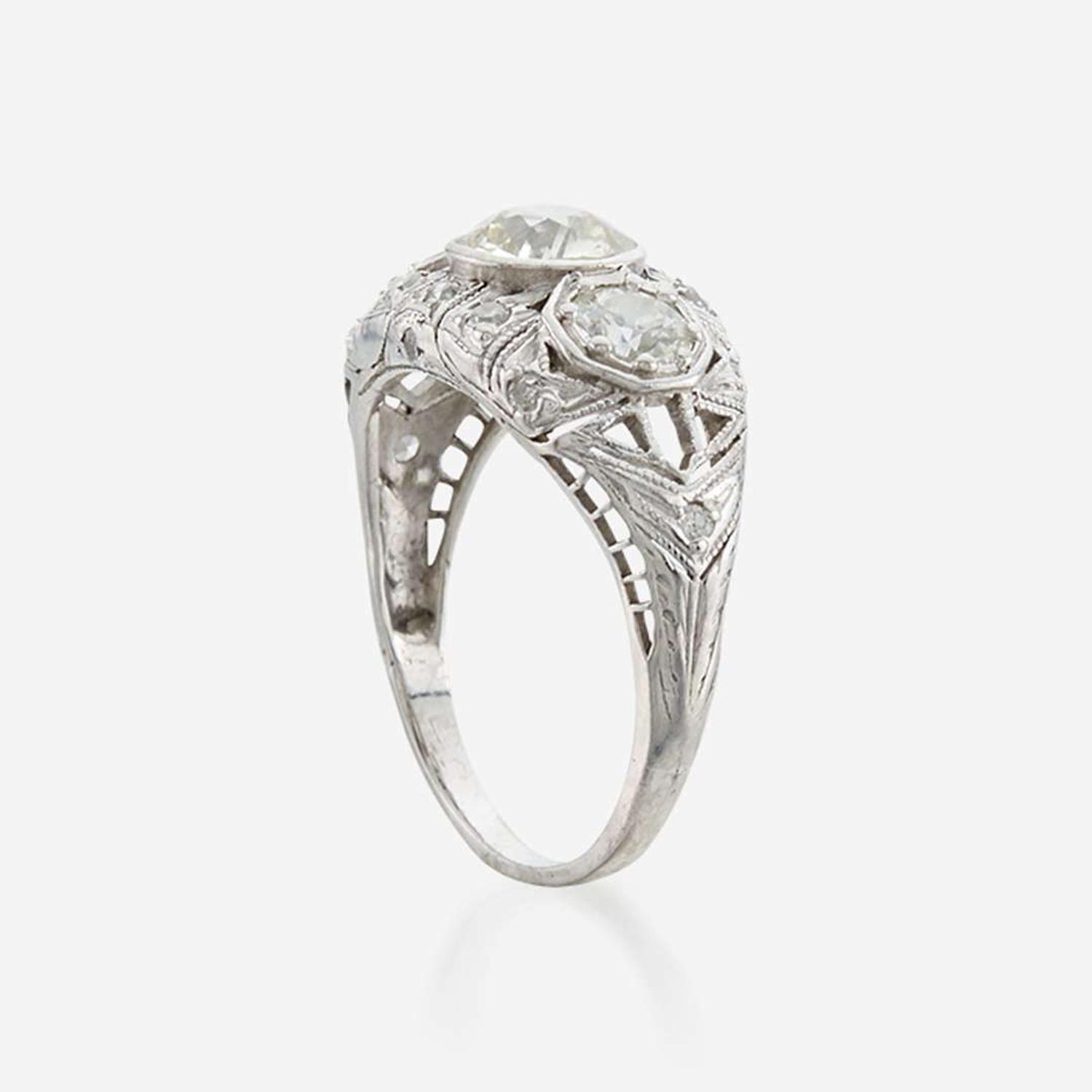 An Art Deco diamond and platinum ring