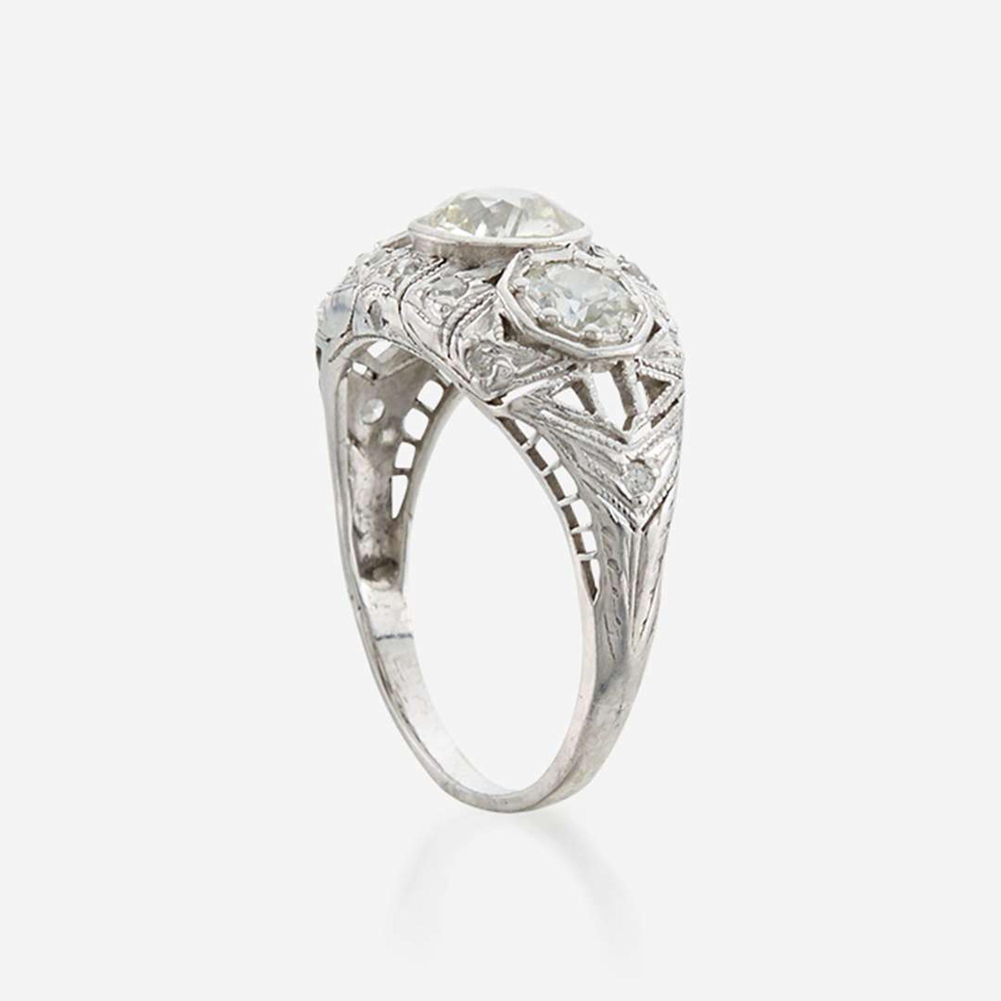 An Art Deco diamond and platinum ring