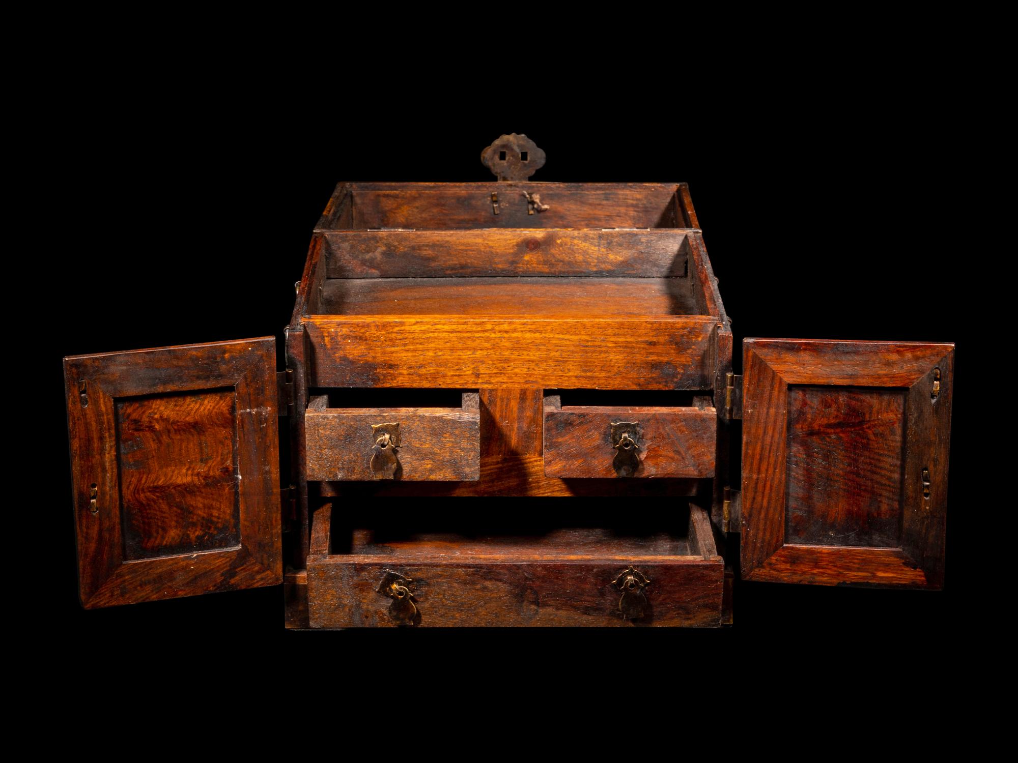 A Huanghuali Seal Chest, Guanpixiang