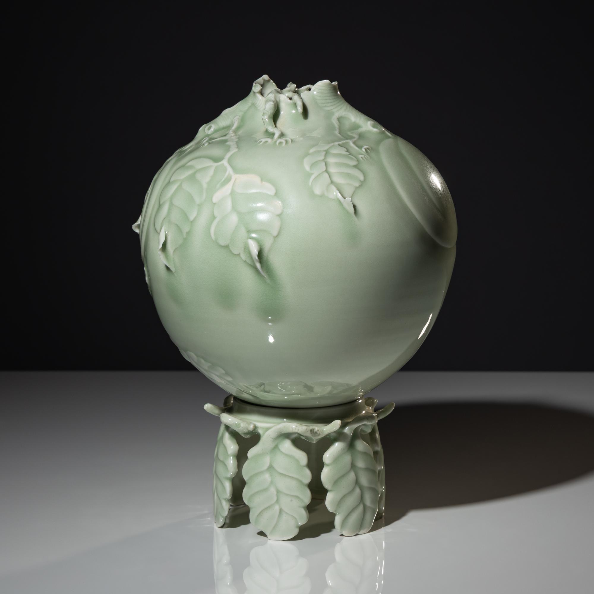 Celadon vessel on stand, 1992
