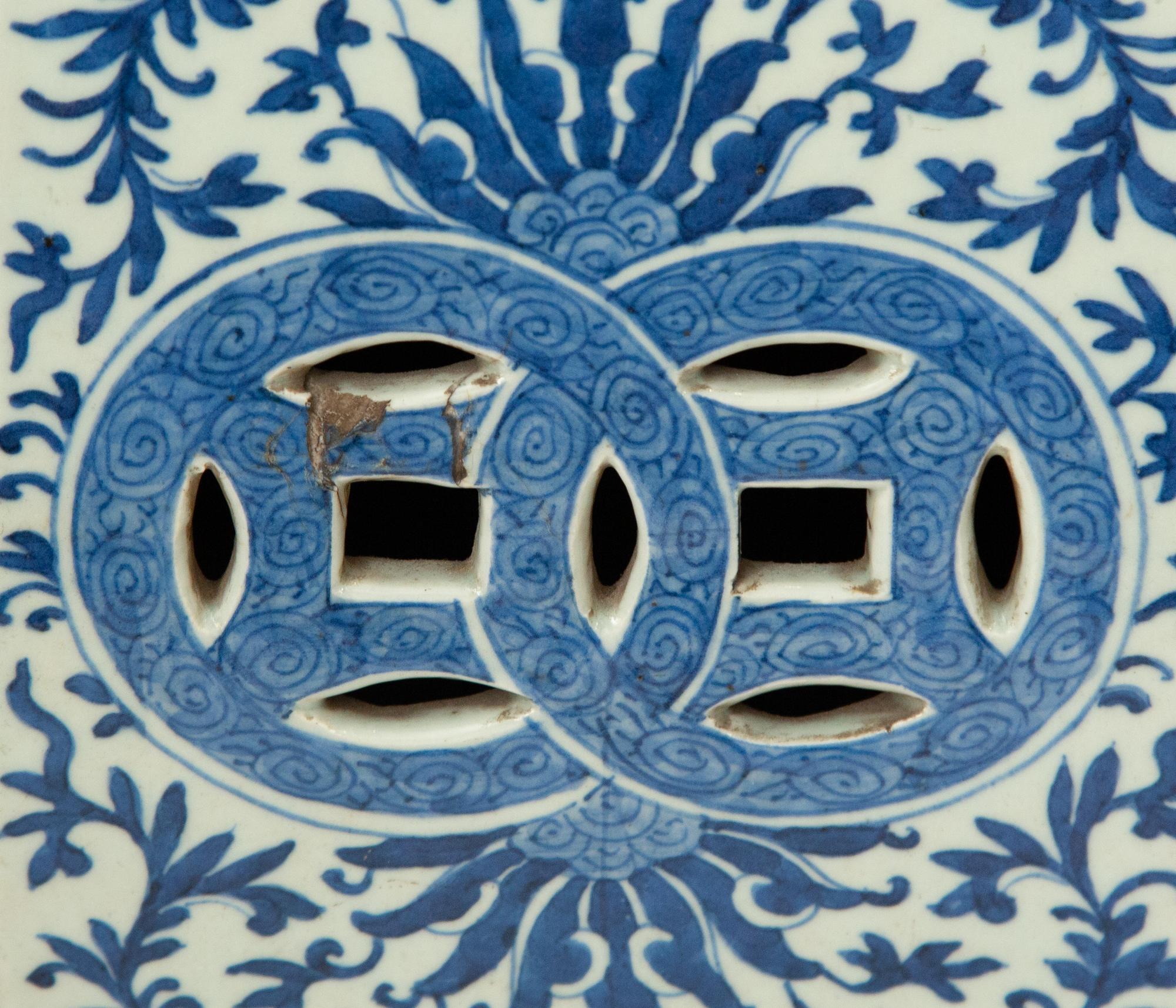 A Near Pair of Chinese Export Porcelain Octagonal Garden Seats