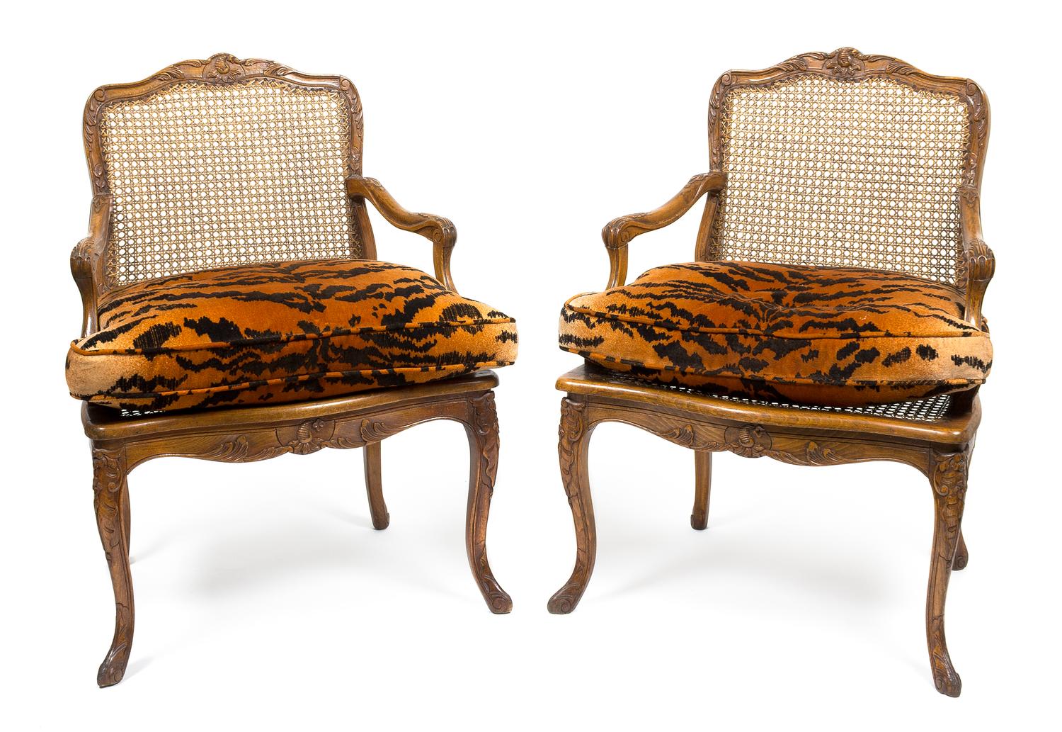 A Pair of Louis XV Style Oak Bergeres Height 35 x width 25 x depth 18 1/2 inches. — FIRST QUARTER 20TH CENTURY
