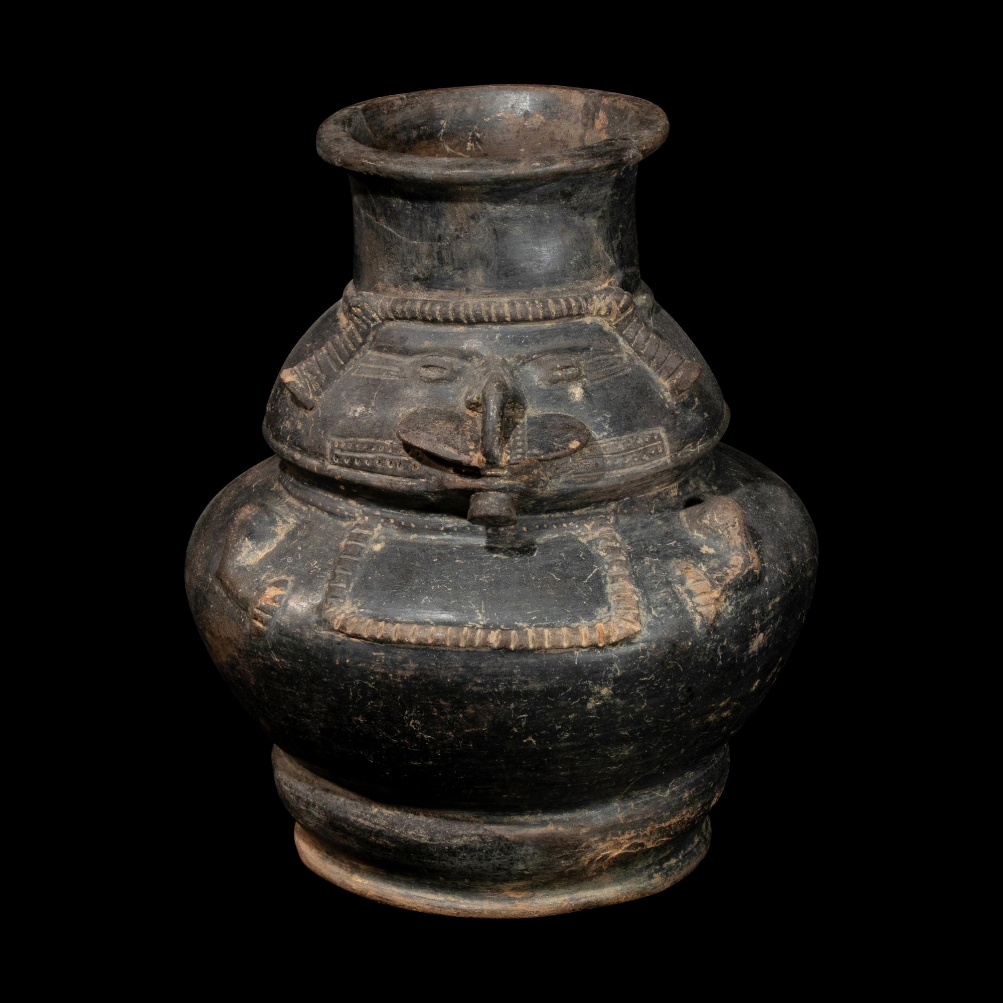A Tairona Blackware Effigy Vessel