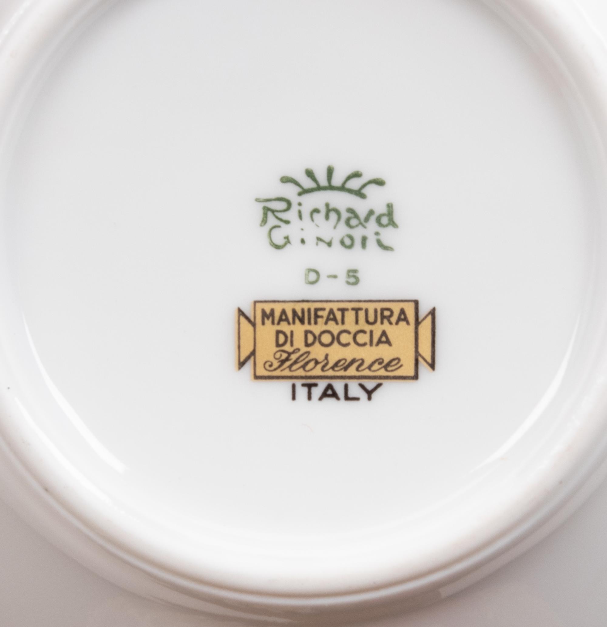 A Richard Ginori Parcel Gilt Porcelain Dinner Service