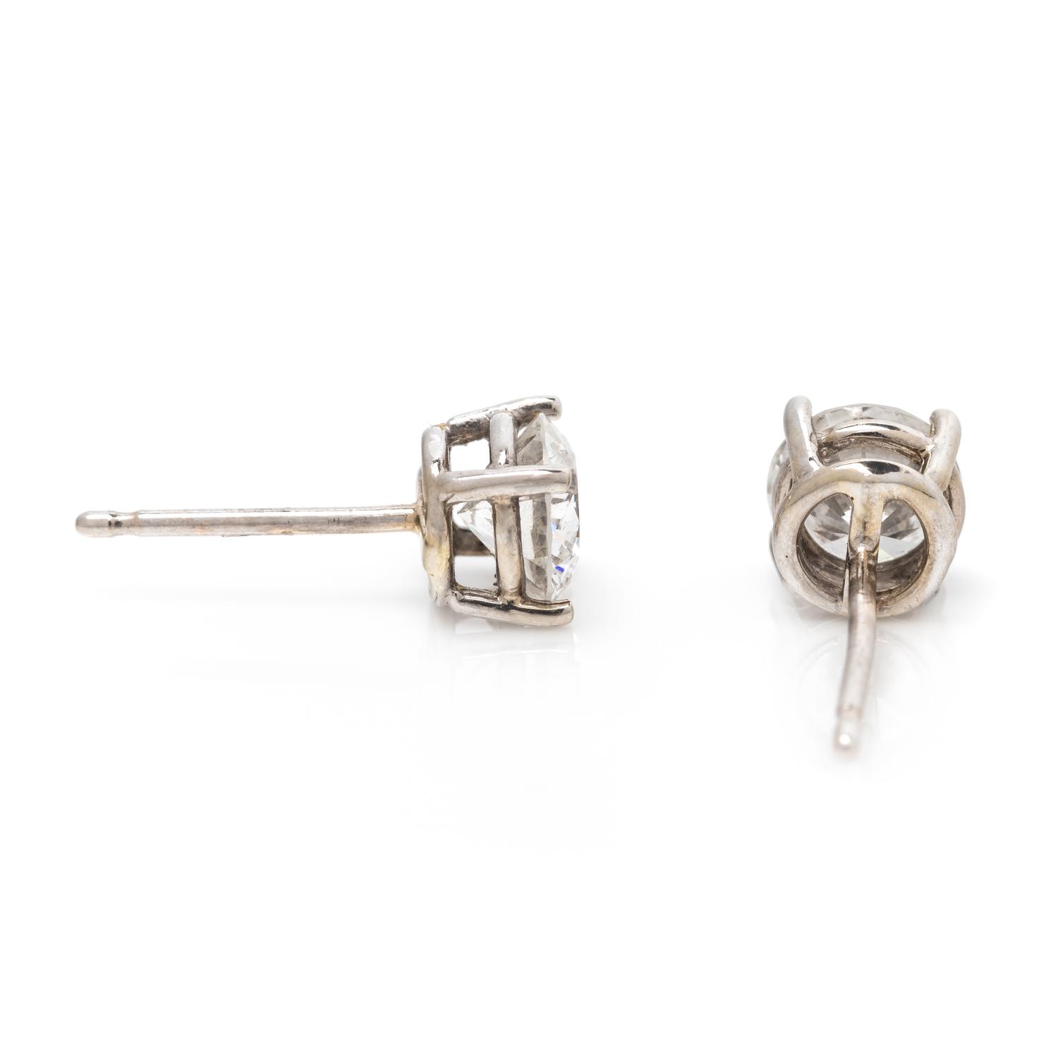 SIDNEY GARBER, DIAMOND STUD EARRINGS