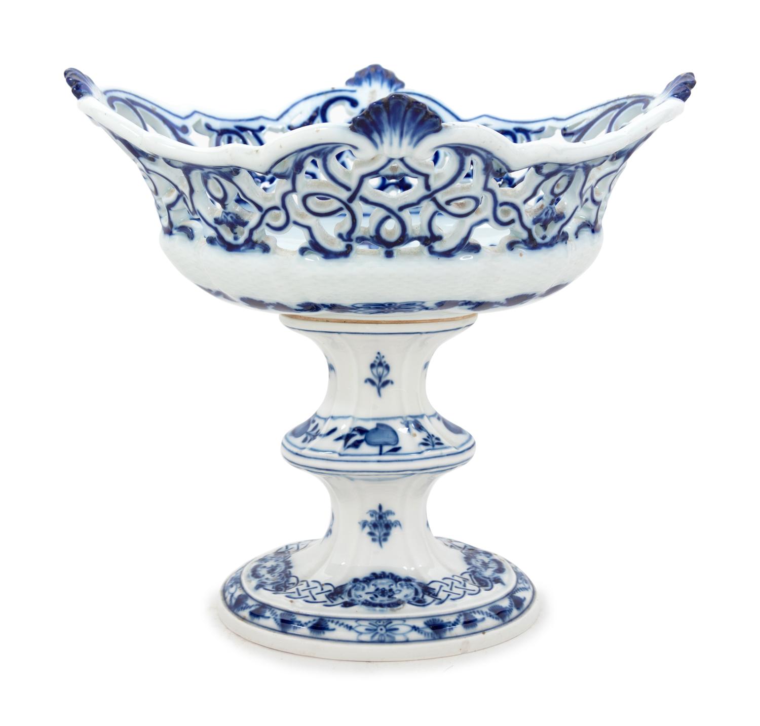 A Meissen Porcelain Centerpiece