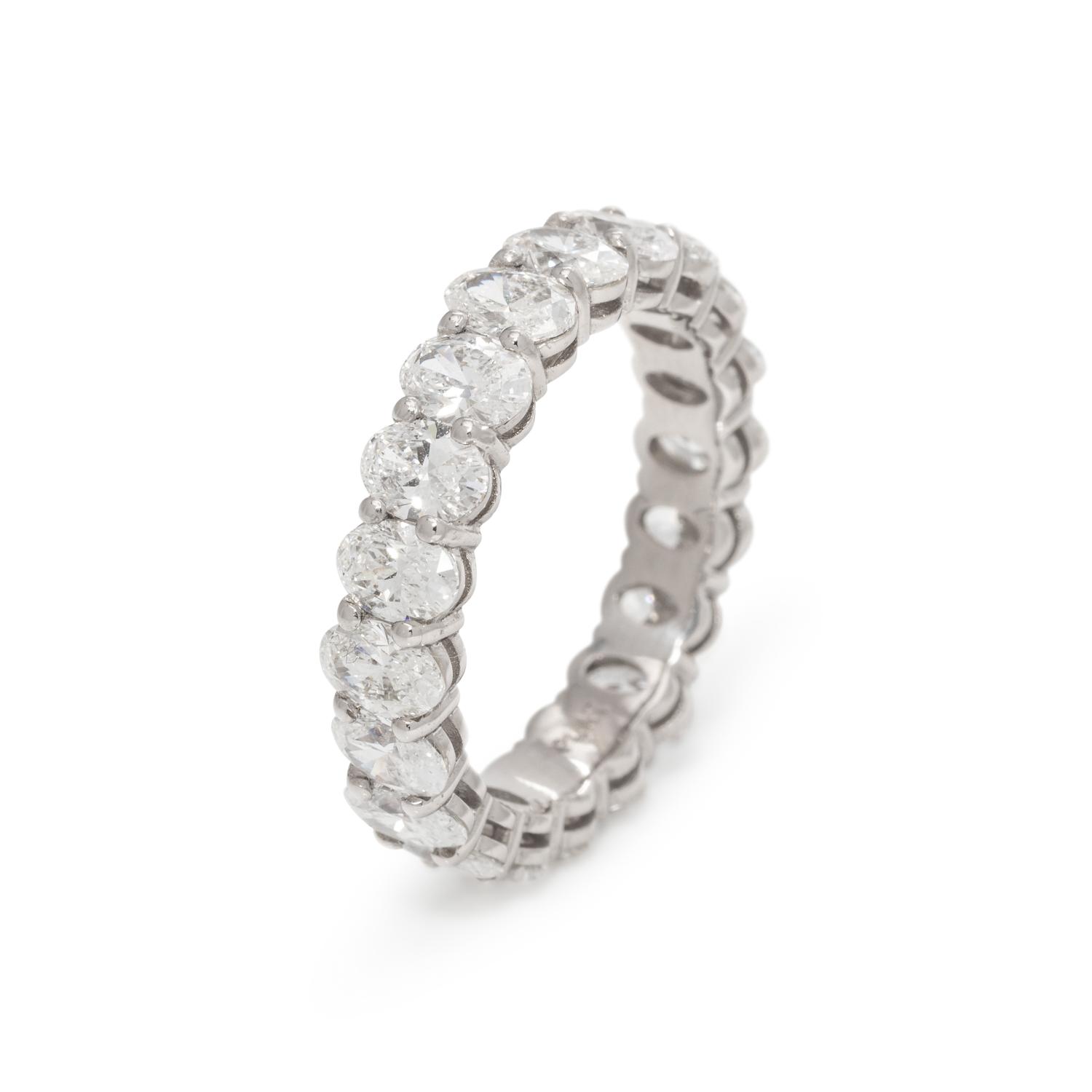 DIAMOND ETERNITY BAND