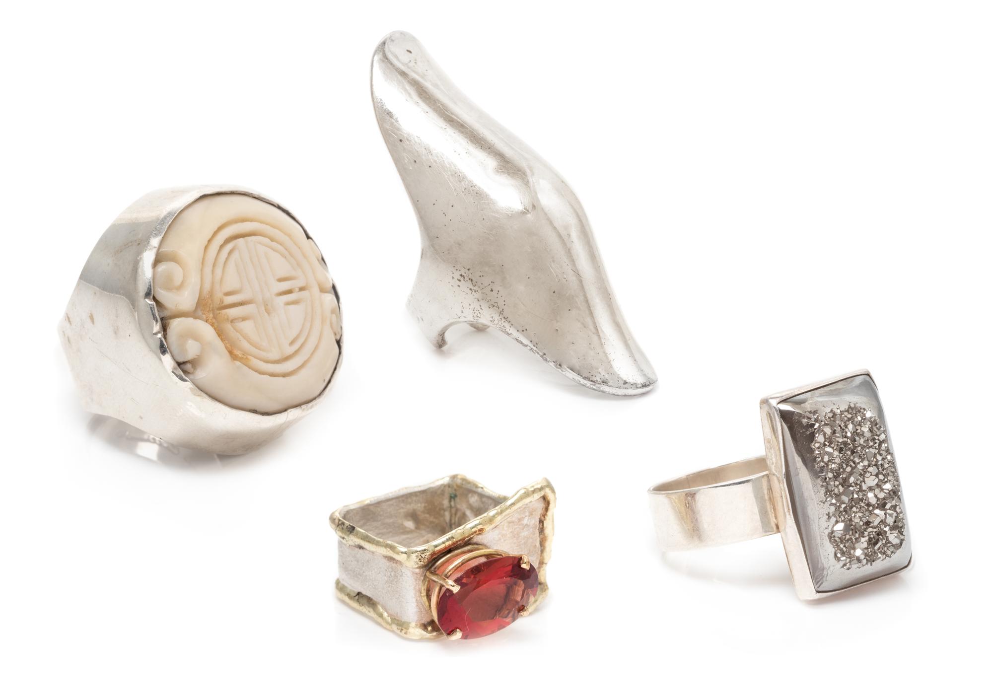 A Collection of Silver Rings, 39.50 dwts.
