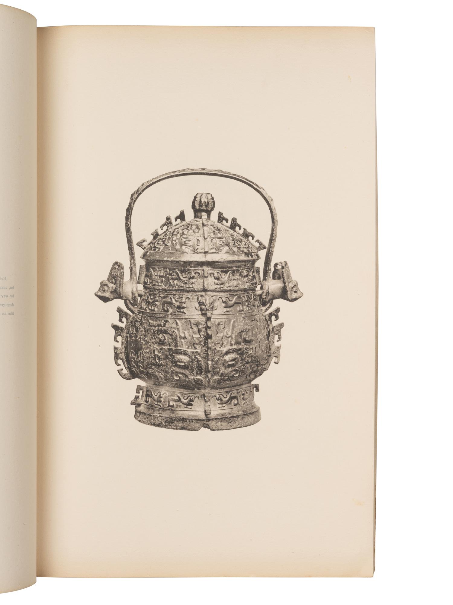 [BRONZE] Collection of Chinese Bronze Antiques . Tokyo: Shimbi Shoin, 1910.
