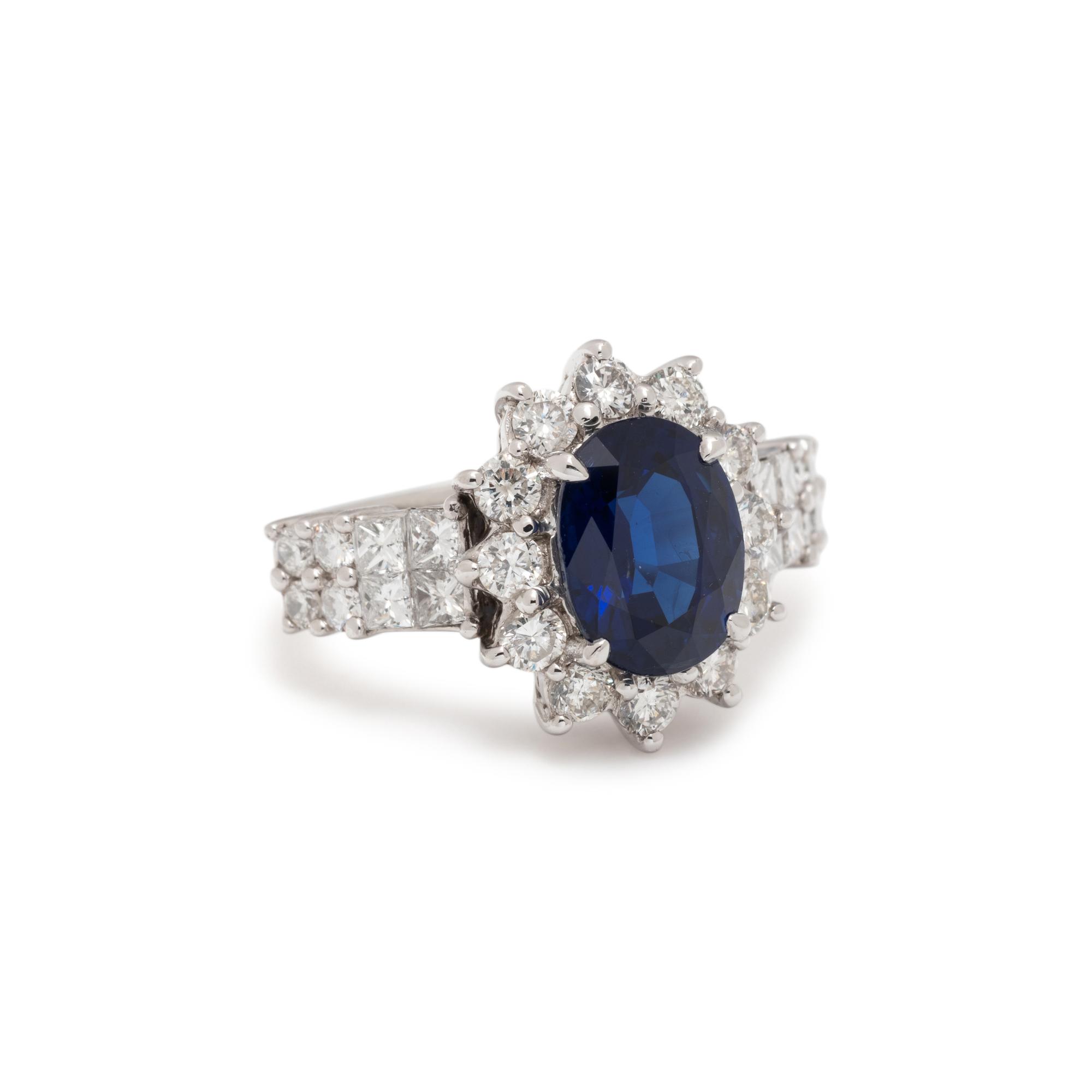 SAPPHIRE AND DIAMOND RING