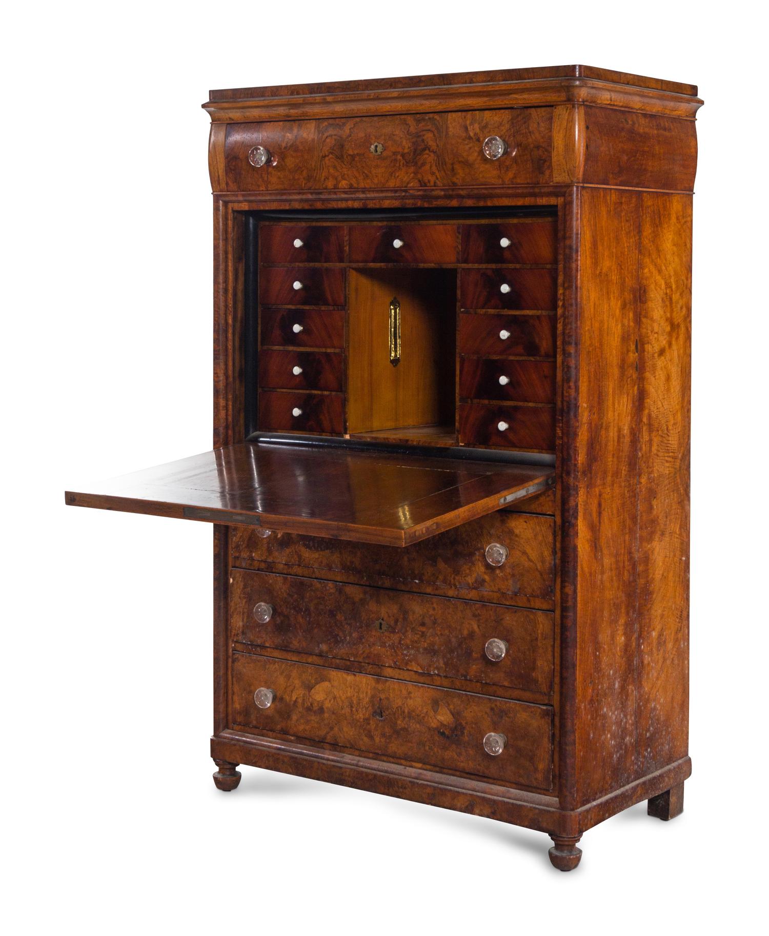 A Continental Burl Walnut Secrétaire à Abattant