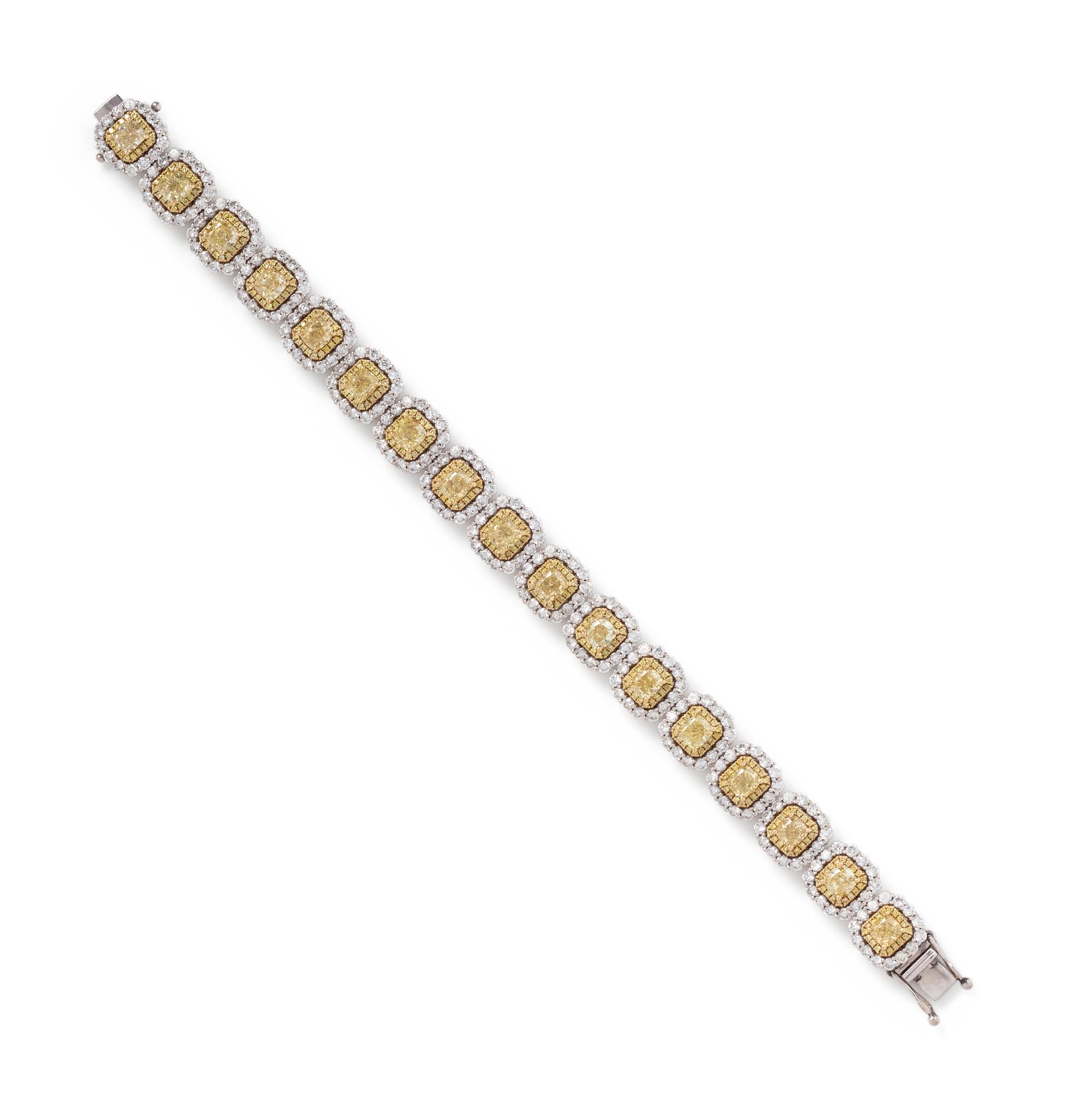 COLORED DIAMOND AND DIAMOND BRACELET