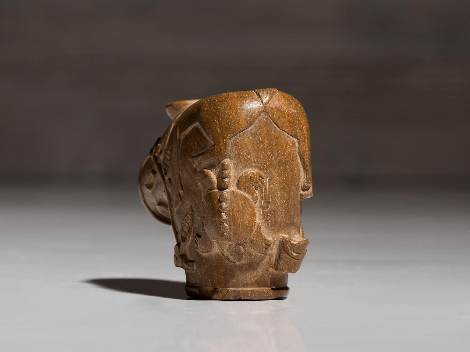 Sioux Claystone Effigy Pipe Bowl