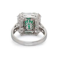 COLOMBIAN EMERALD AND DIAMOND RING