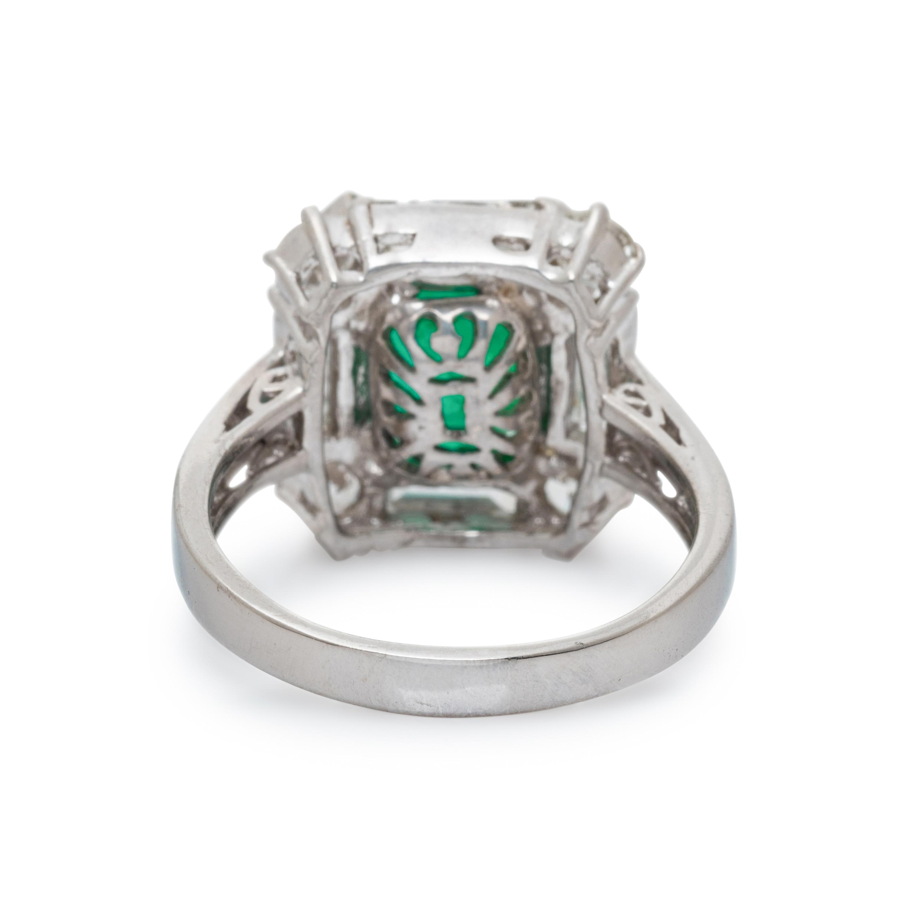 COLOMBIAN EMERALD AND DIAMOND RING