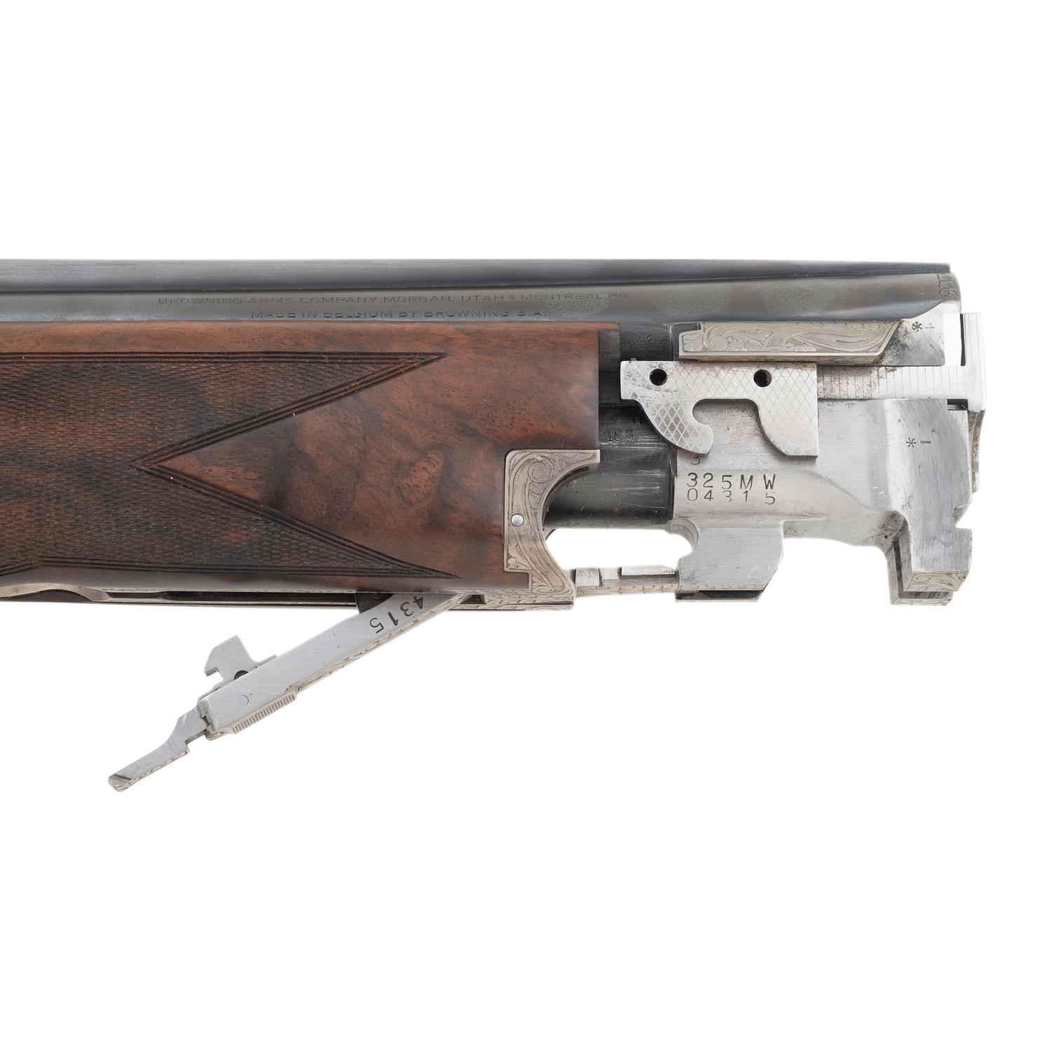 *Browning B25 Diana Grade Superposed 12 Gauge Shotgun in Travel Case - Consecutively Serial Numbered to the Next Lot