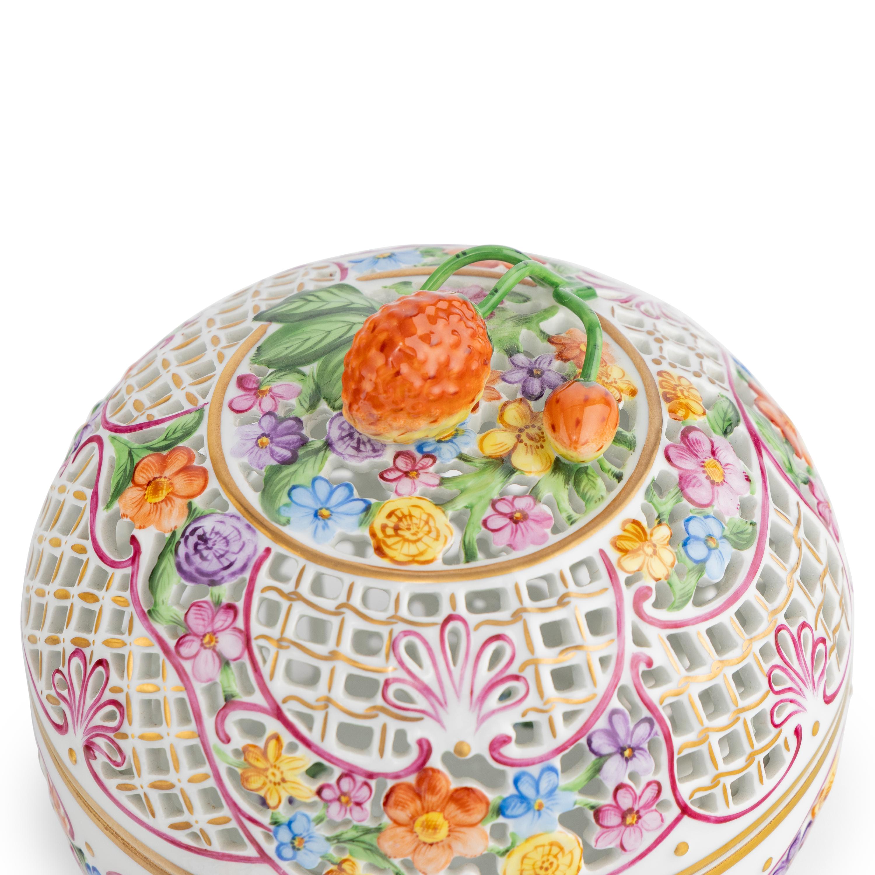 Two Pairs of Herend Reticulated Porcelain Boxes